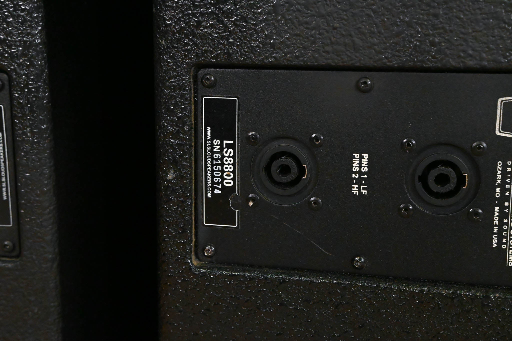 SLS LS8800 Full-Range Line Array Module (PAIR)