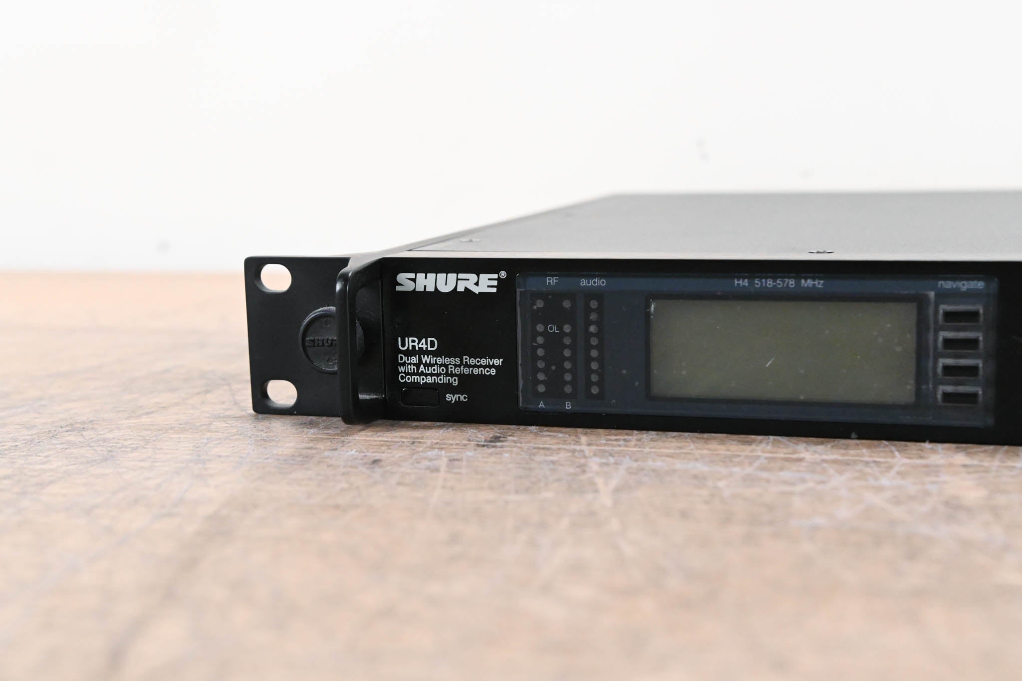 Shure UR4D Dual Wireless Receiver - H4 Band: 518-578 MHz