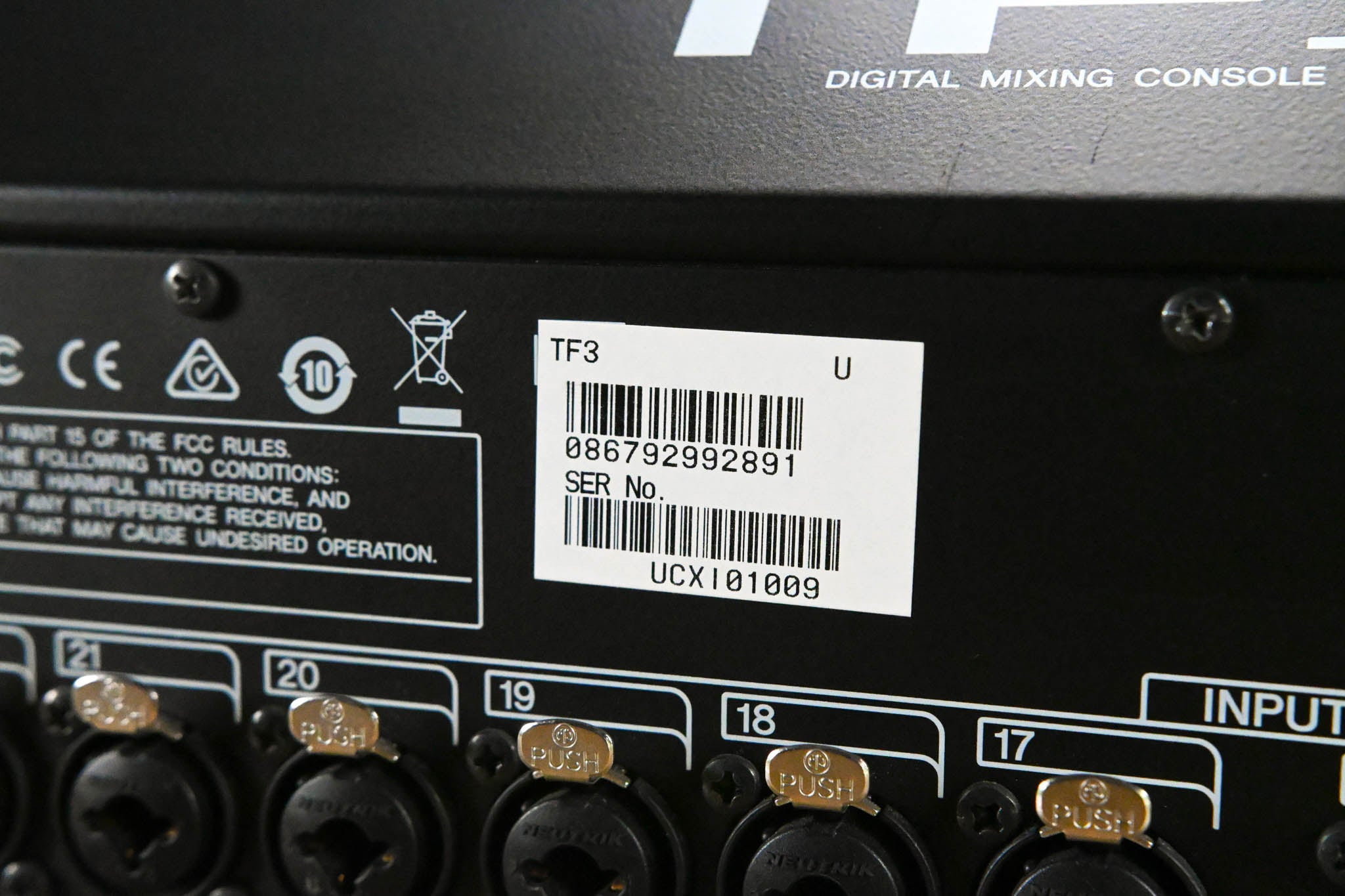 Yamaha TF3 24-Channel Digital Audio Mixer