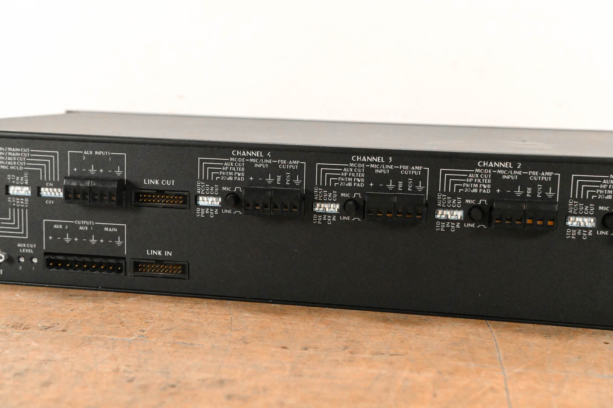 IRP AM4040 4-Channel Rackmount Mixer (NO POWER SUPPLY)