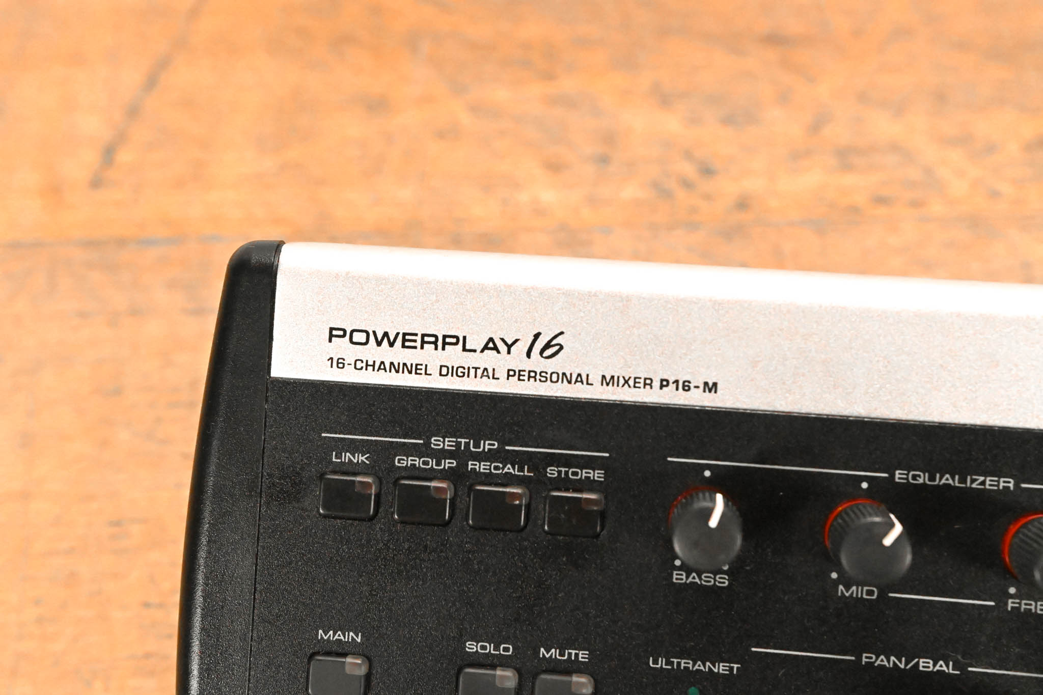 Behringer Powerplay P16-M 16-Channel Digital Personal Mixer