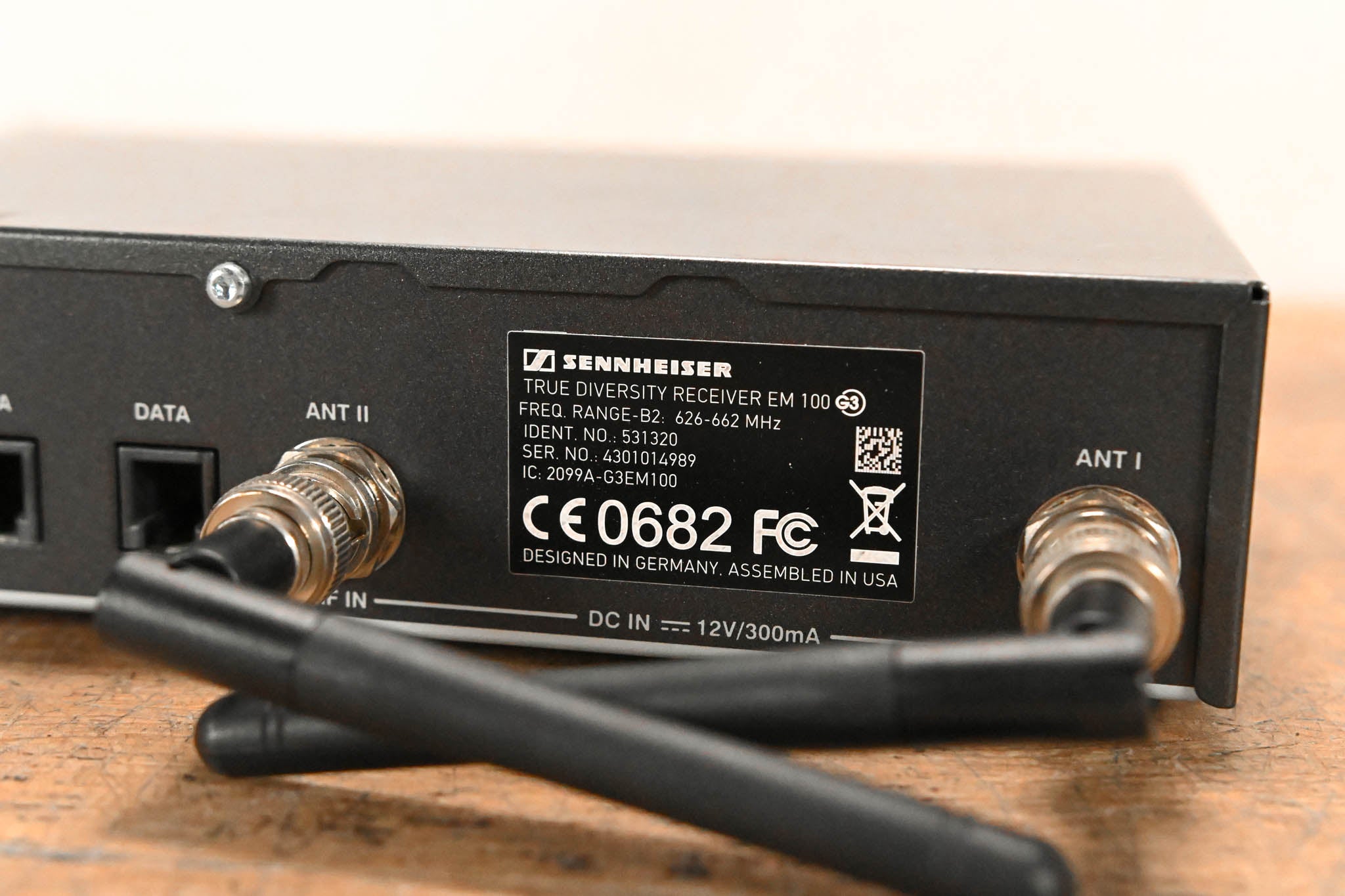 Sennheiser EM 100 G3 Wireless Receiver - B2 Range: 626-662 MHz