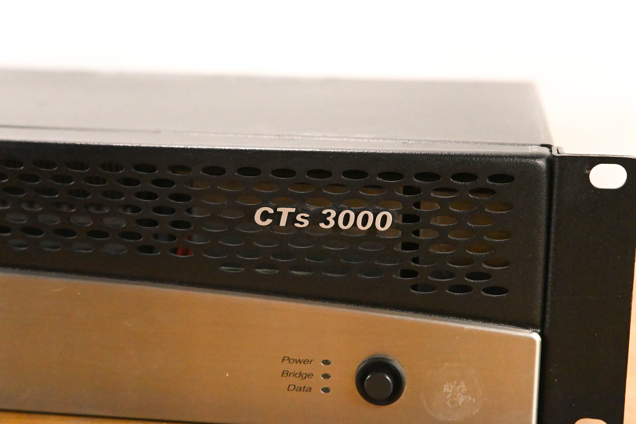 Crown CTs 3000 Two-Channel 1500W Power Amplifier