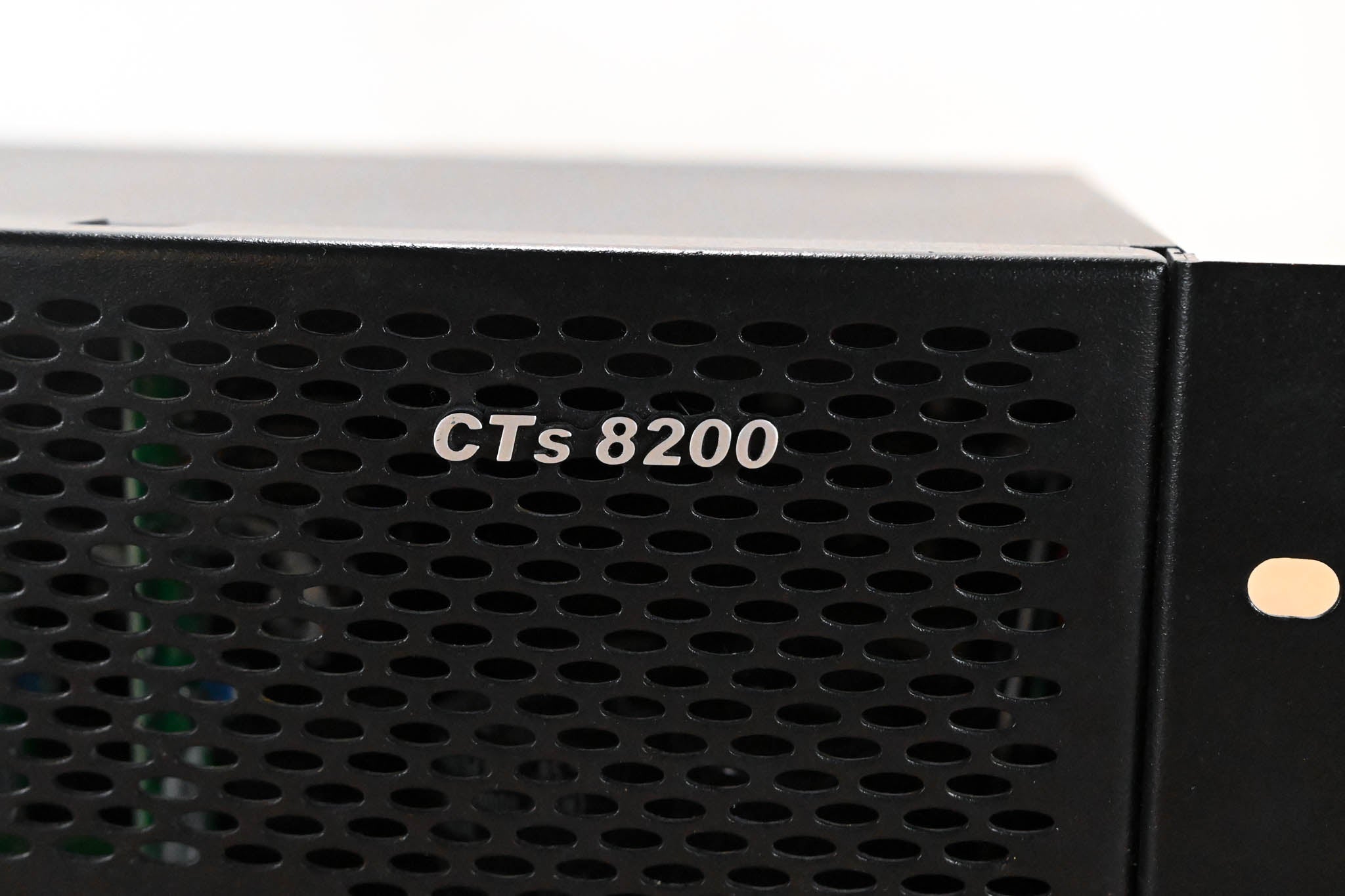Crown CTs 8200 200W 8-Channel Power Amplifier