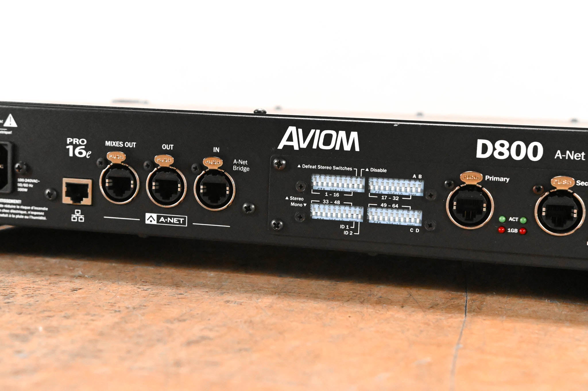 Aviom D800-Dante A-Net Distributor with Dante Connectivity