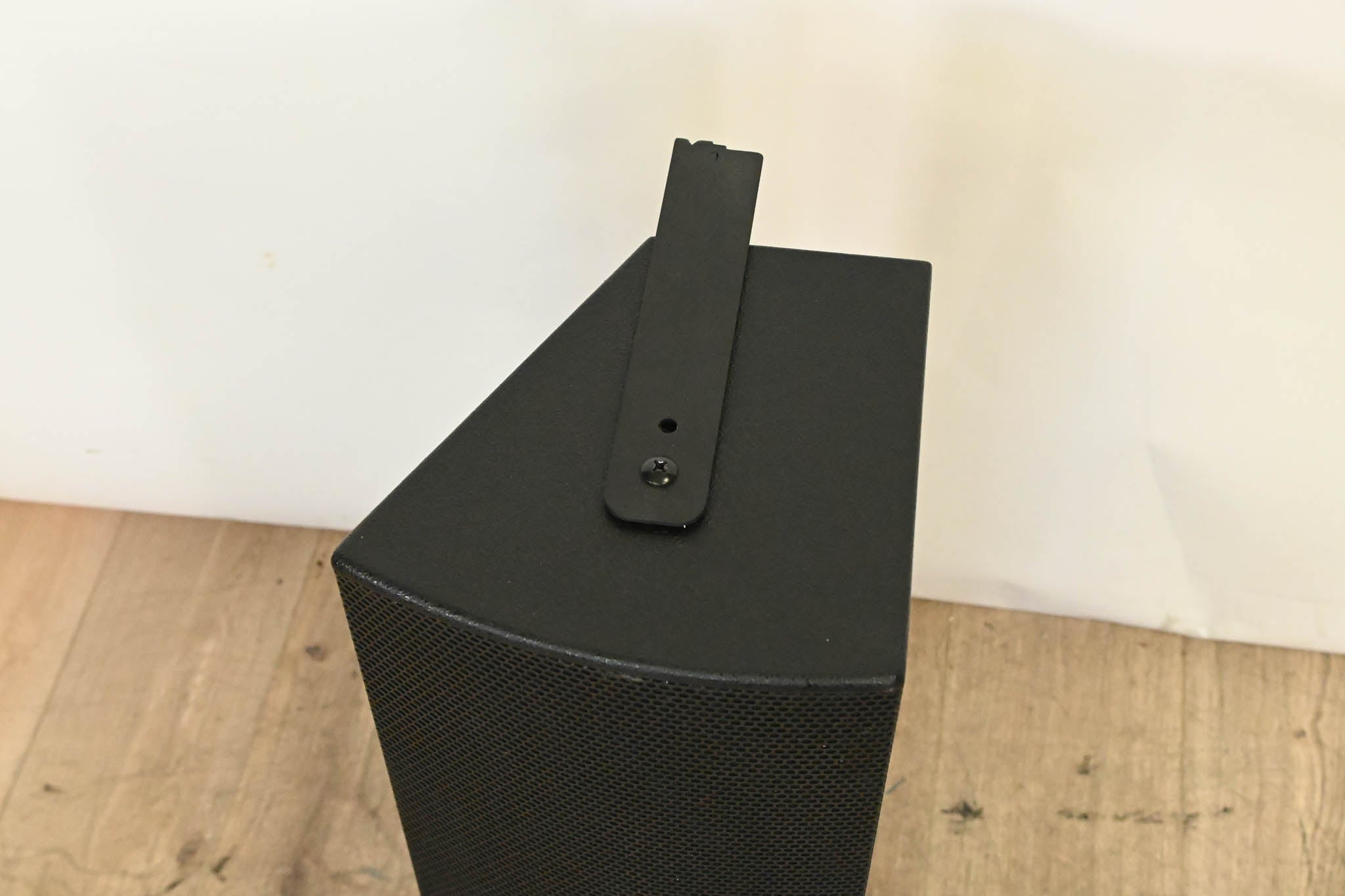 Electro-Voice (EV) EVU-2082/95 Ultracompact 2‑Way Loudspeaker