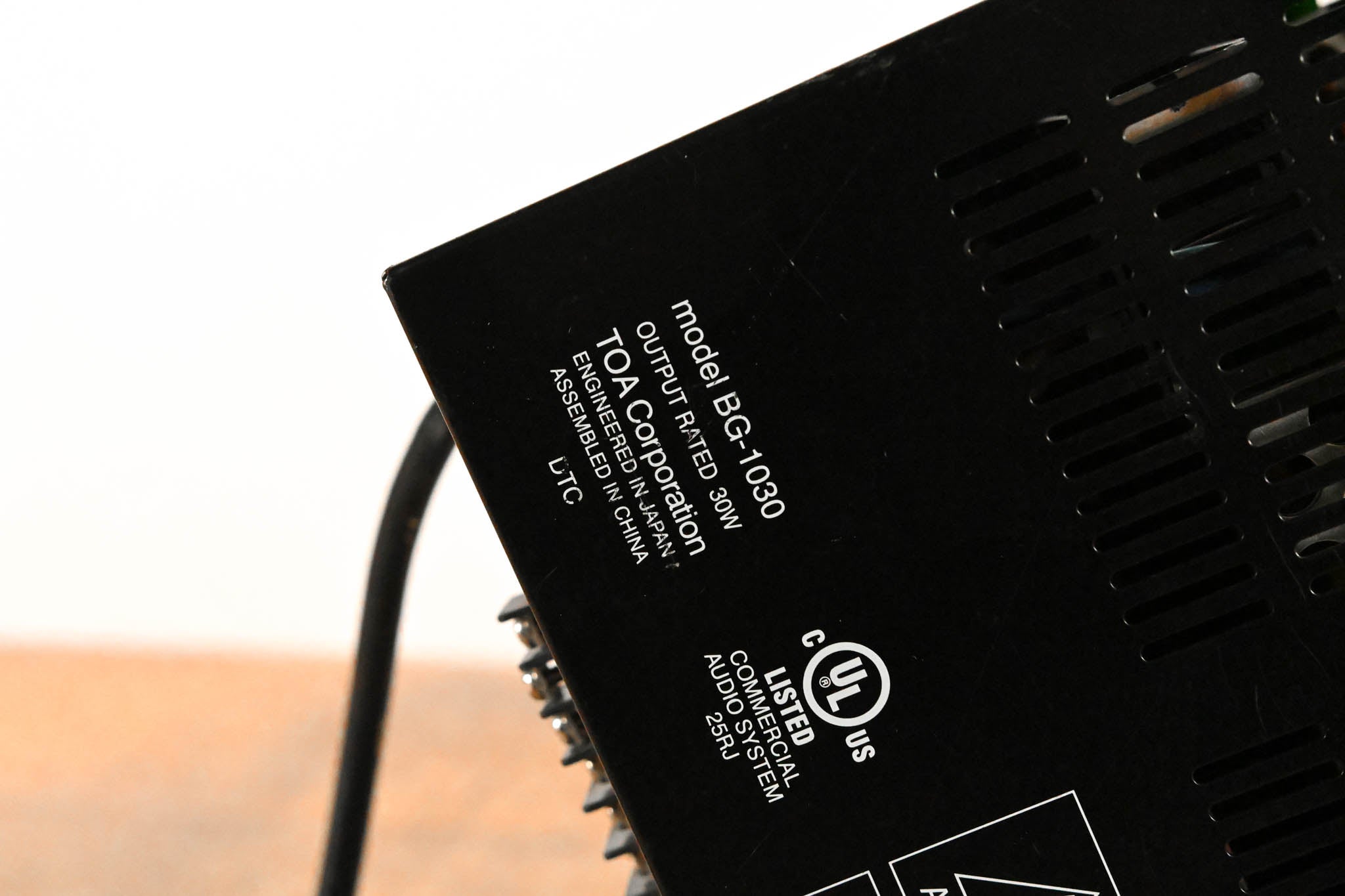 TOA BG-1030 5-Channel Mixer/Amplifer