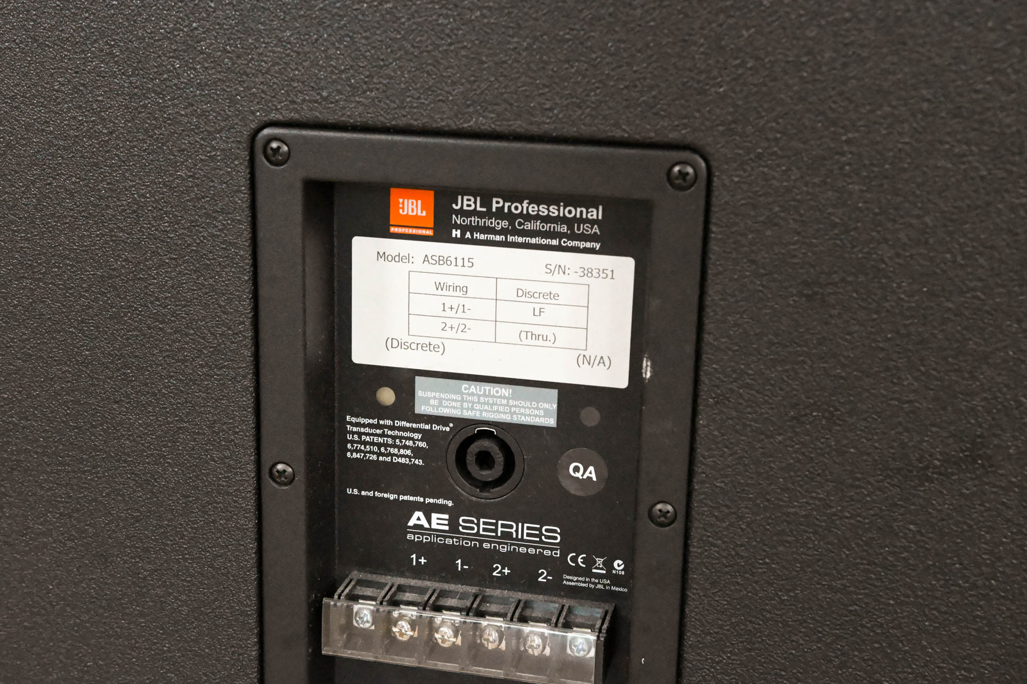 JBL ASB6115 Compact 15" High-Power Subwoofer