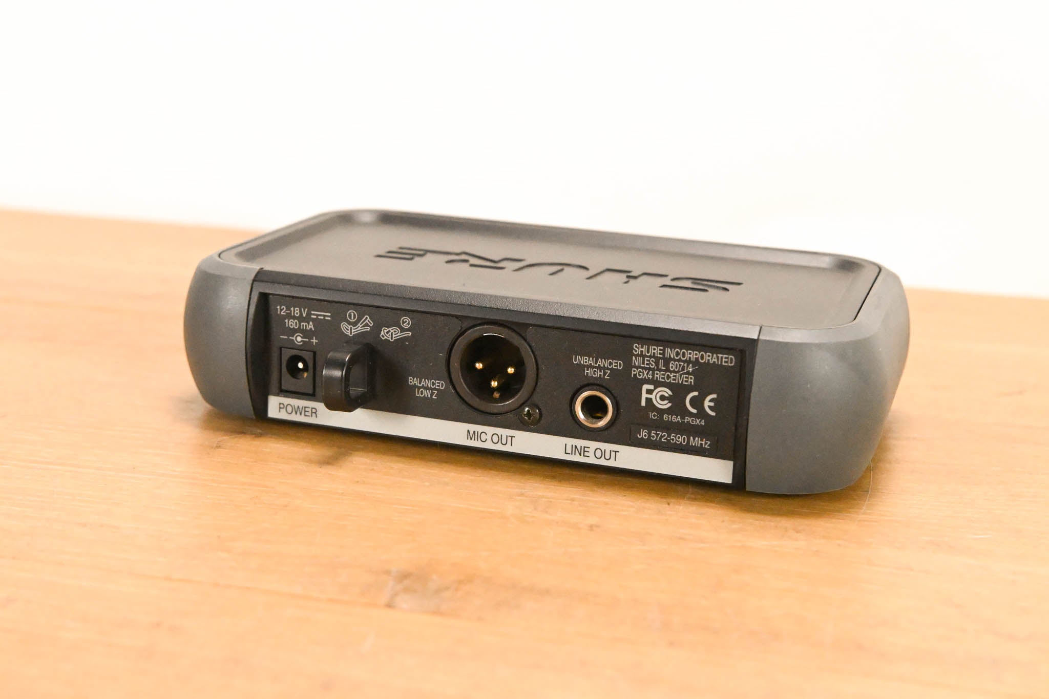 Shure PGX14 Wireless Beltpack System J6 Band - 572-590 MHz (NO PSU)