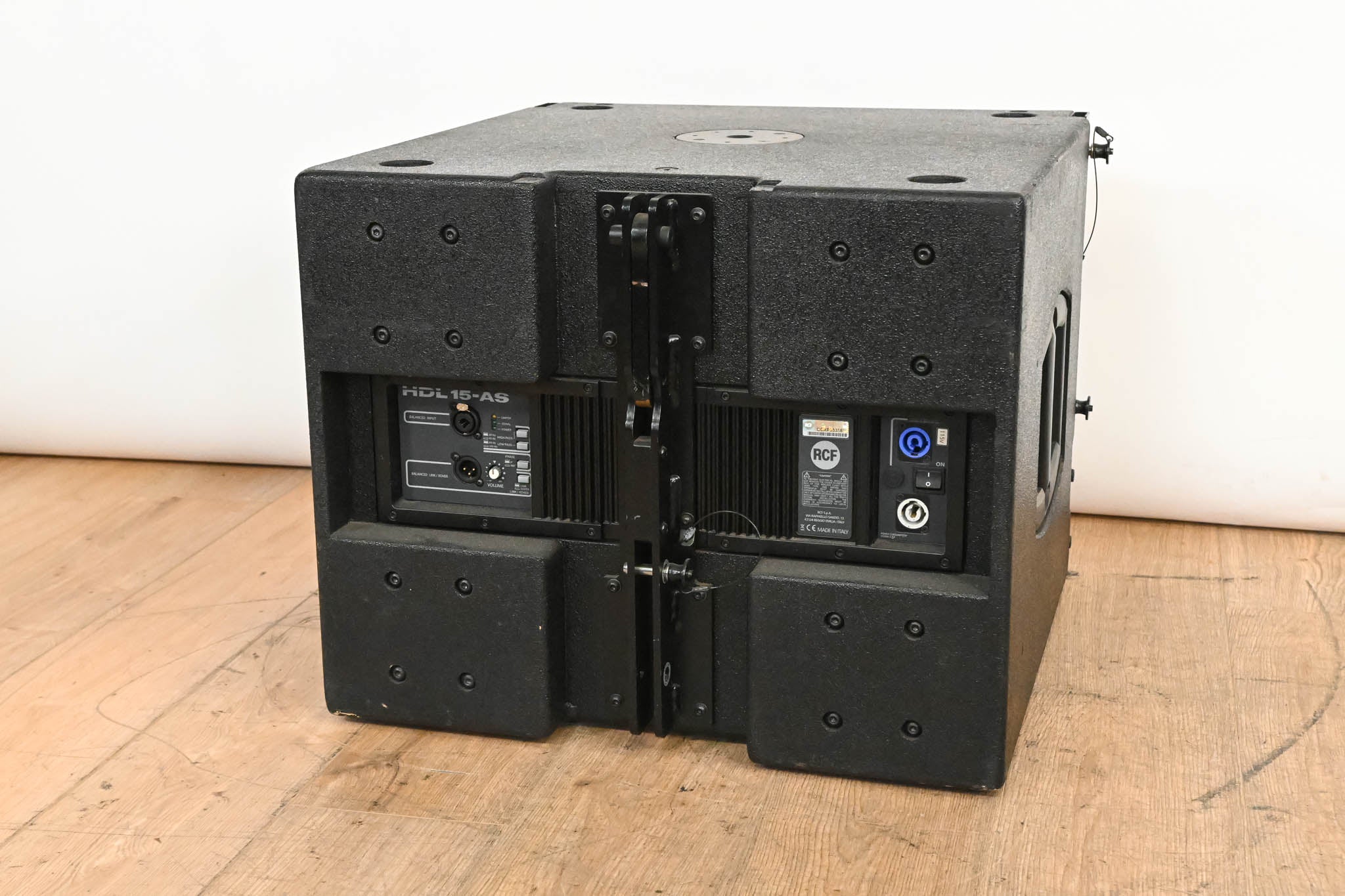 RCF HDL 15-AS Active Flyable High Power Subwoofer CG01K37