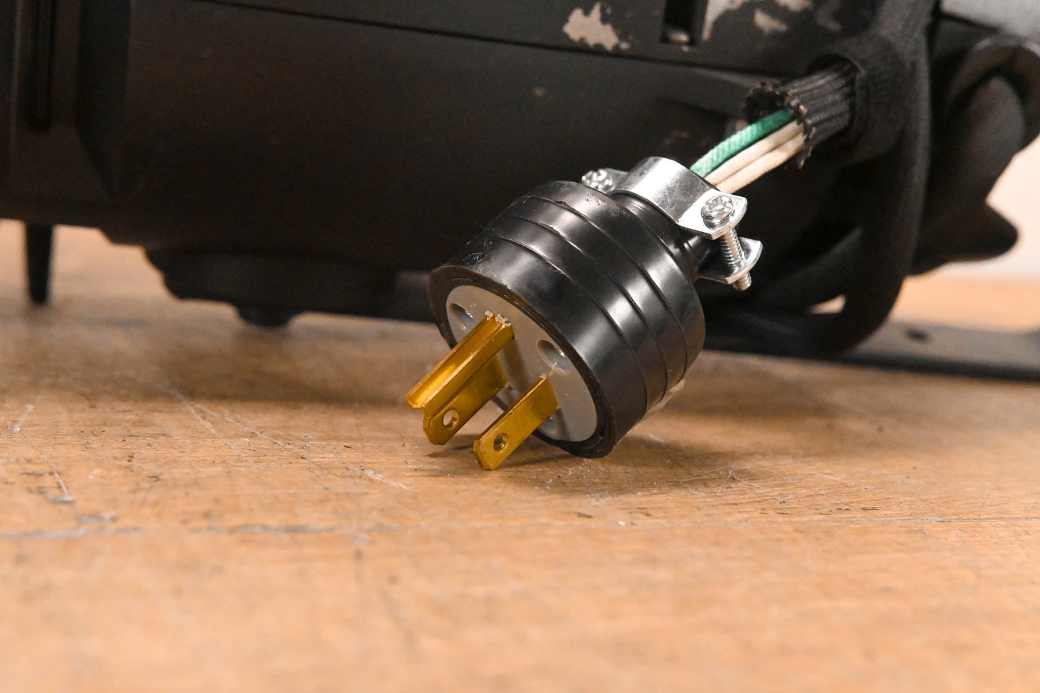 ETC Source Four Jr 25-50 Degree Zoom 575 Ellipsoidal Light