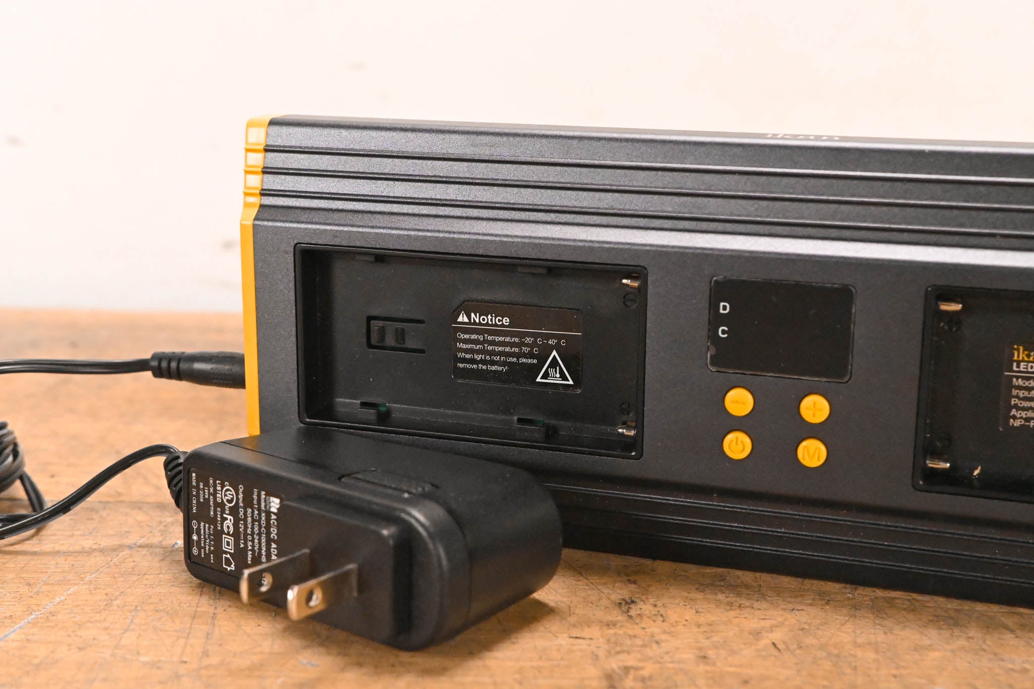 Ikan OYB240 Onyx 240 Bi-Color On-Camera LED Light w/ Accessories