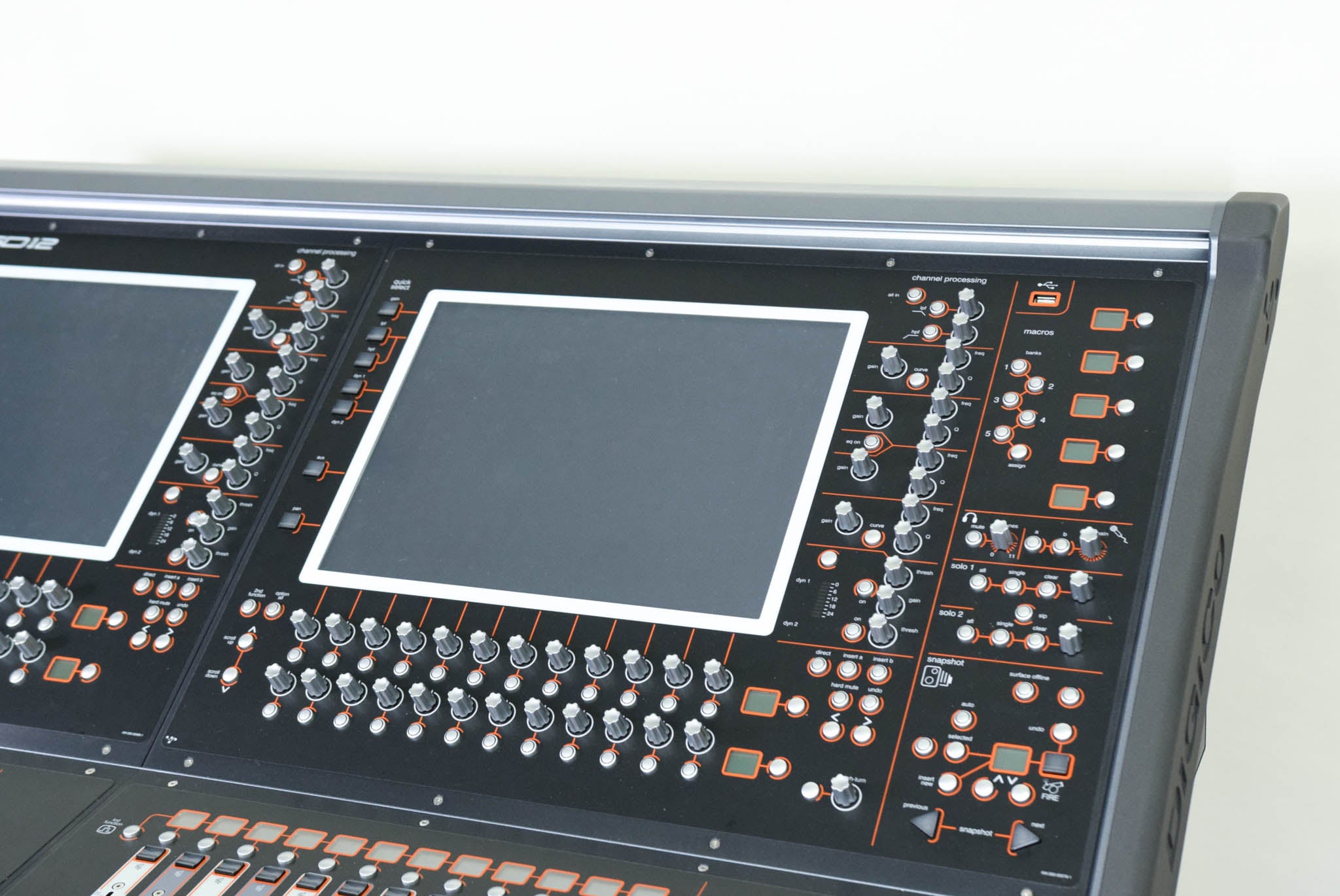 DiGiCo SD12 Digital Mixing Console