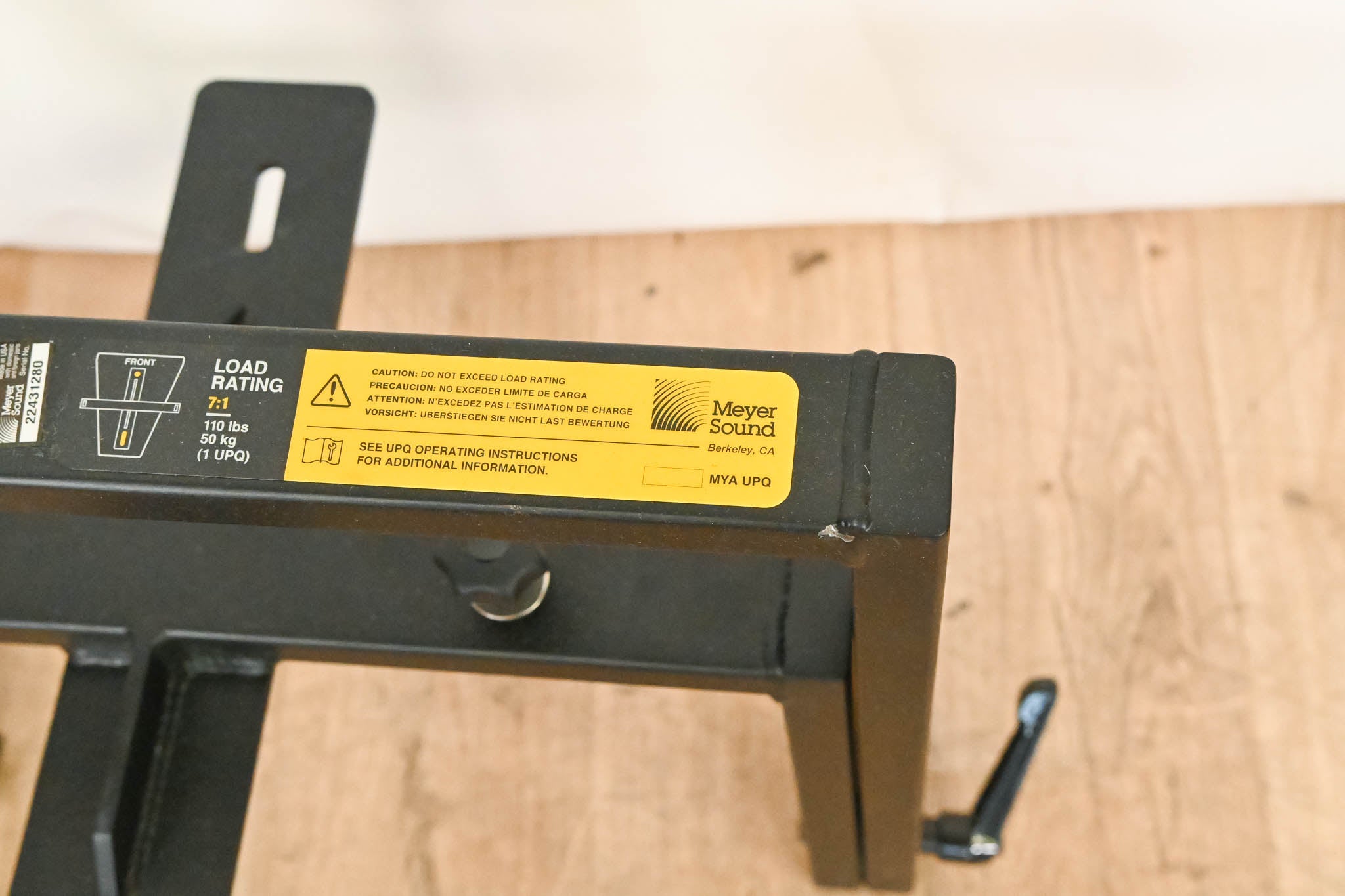 Meyer Sound MYA-UPQ Mounting Cradle Style Yoke for UPQ Speaker