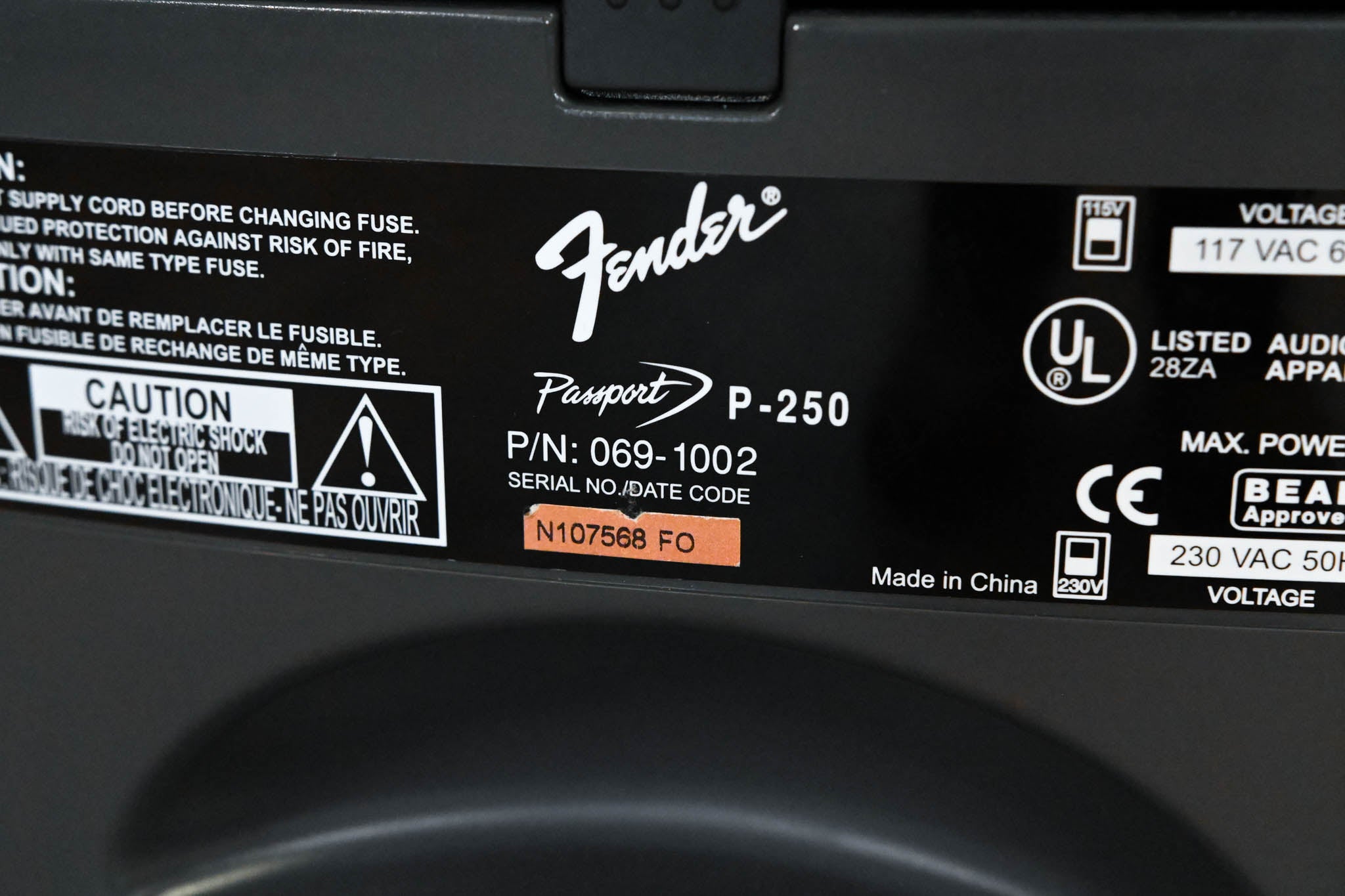 Fender Passport P-250 4-Channel Portable PA System