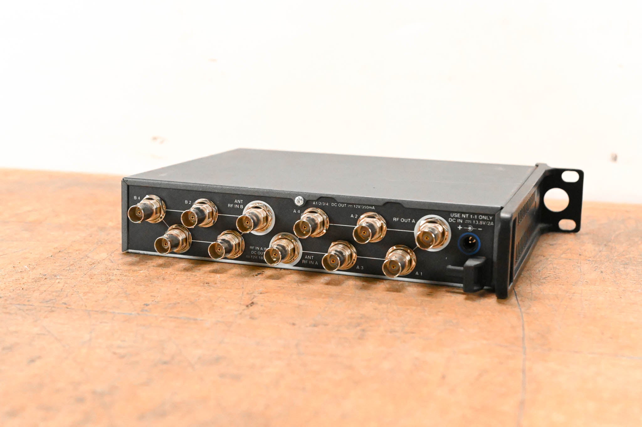 Sennheiser ASA 1 Active Antenna Splitter - 500-870 MHz (NO POWER SUPPLY)