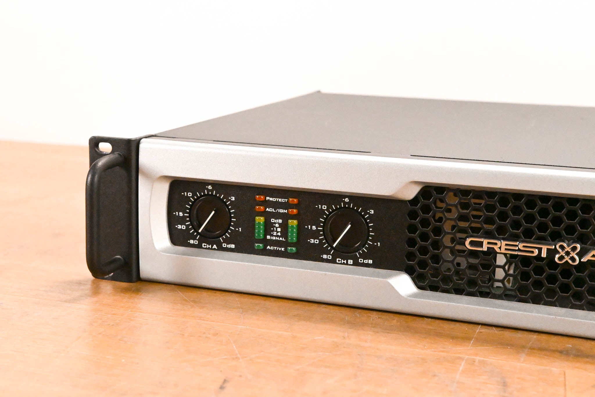 Crest Audio CD-1500 2-Channel Power Amplifier