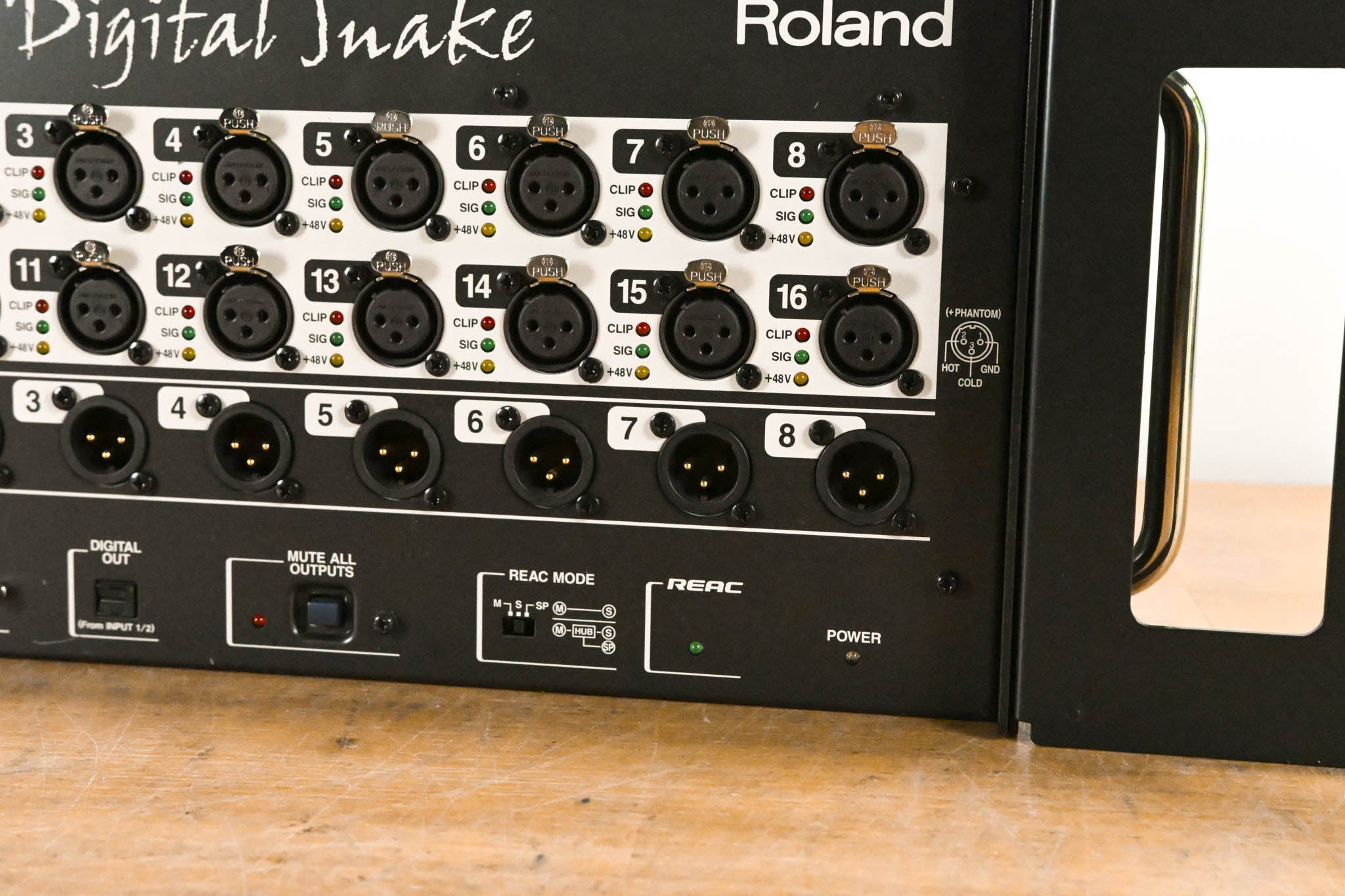 Roland S-1608 16 x 8 Stage Unit