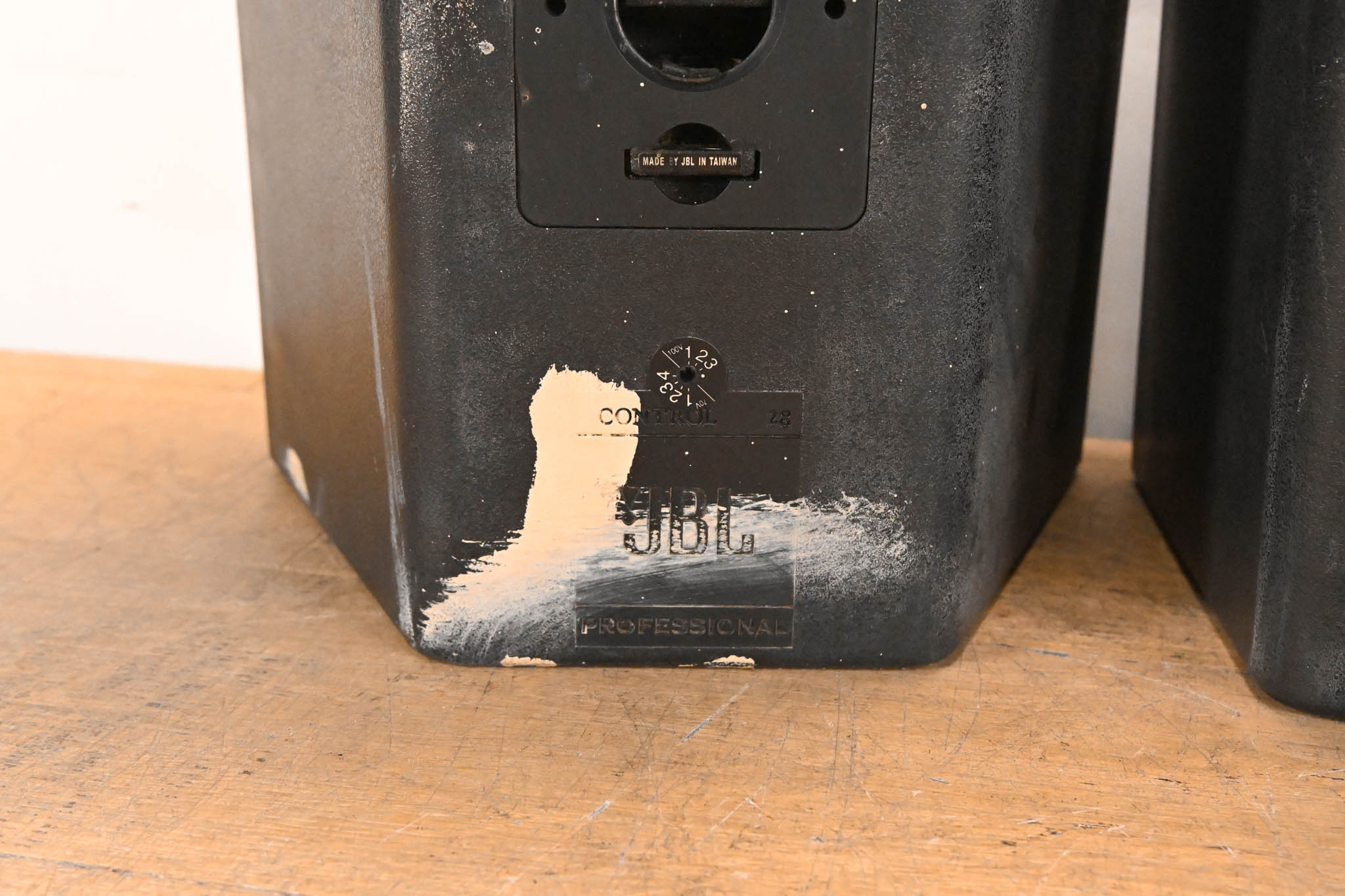 JBL Control 28 2-Way 8" Indoor/Outdoor Speaker (PAIR)