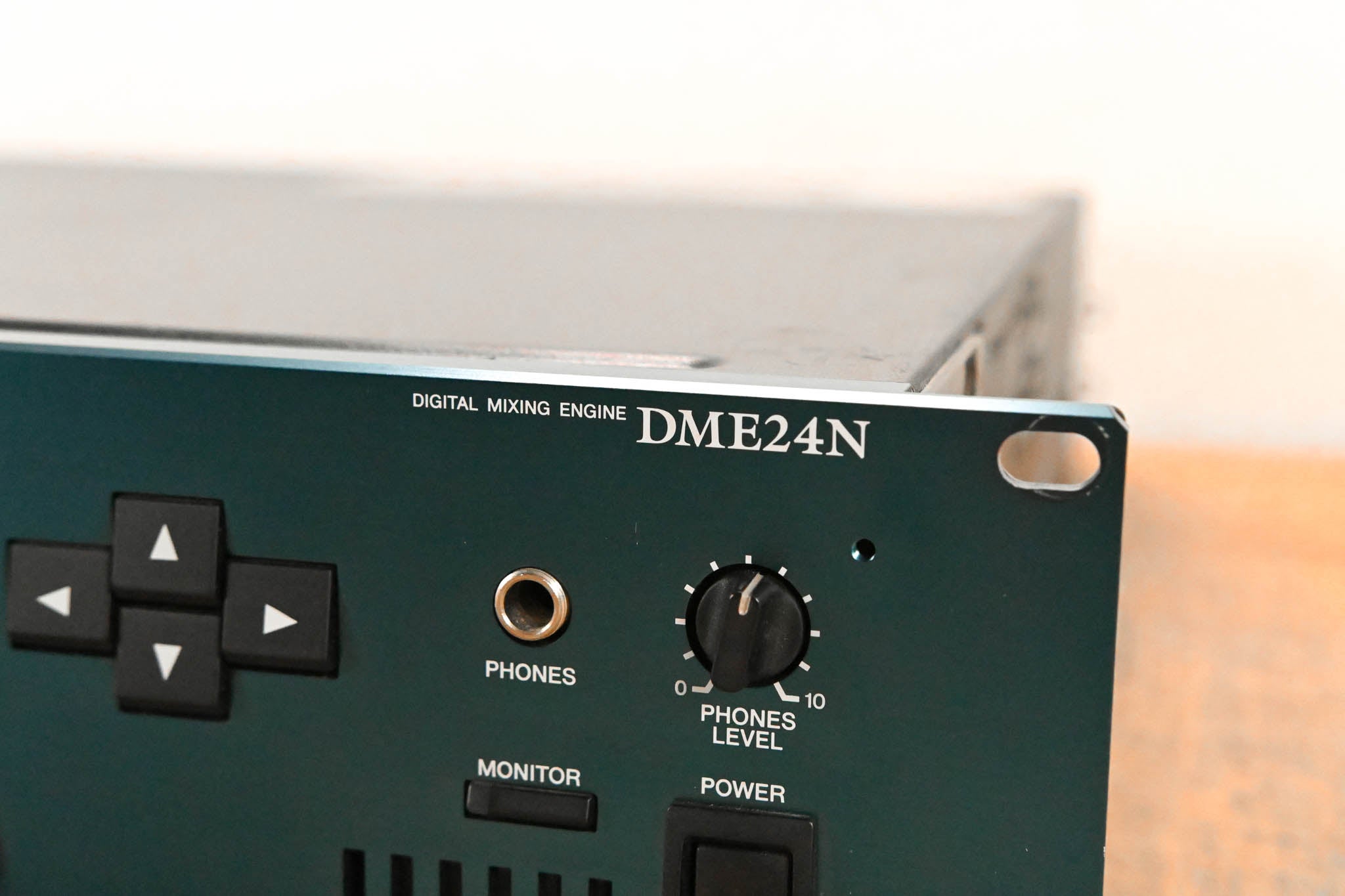 Yamaha DME24N Digital Mixing Engine