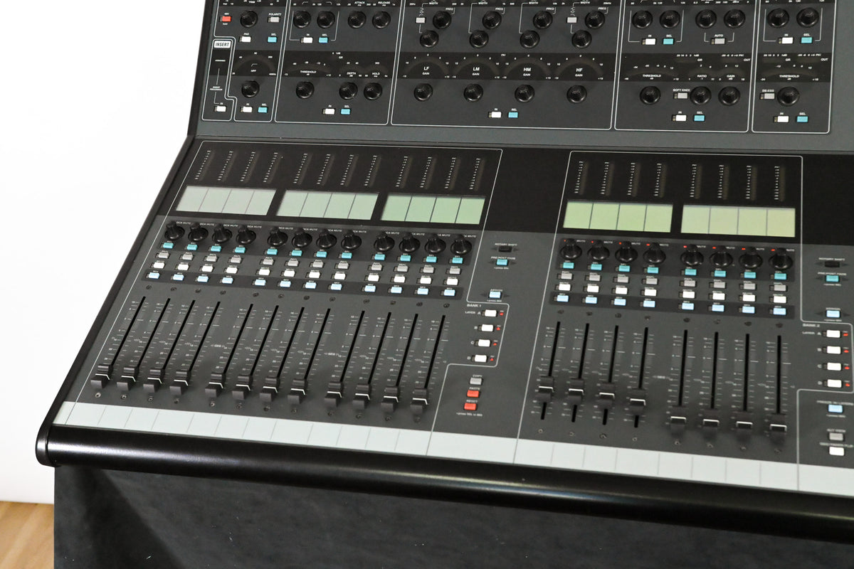 Allen & Heath iLive-T112 Mixing Surface with iDR-48 Fixed Format MixRack