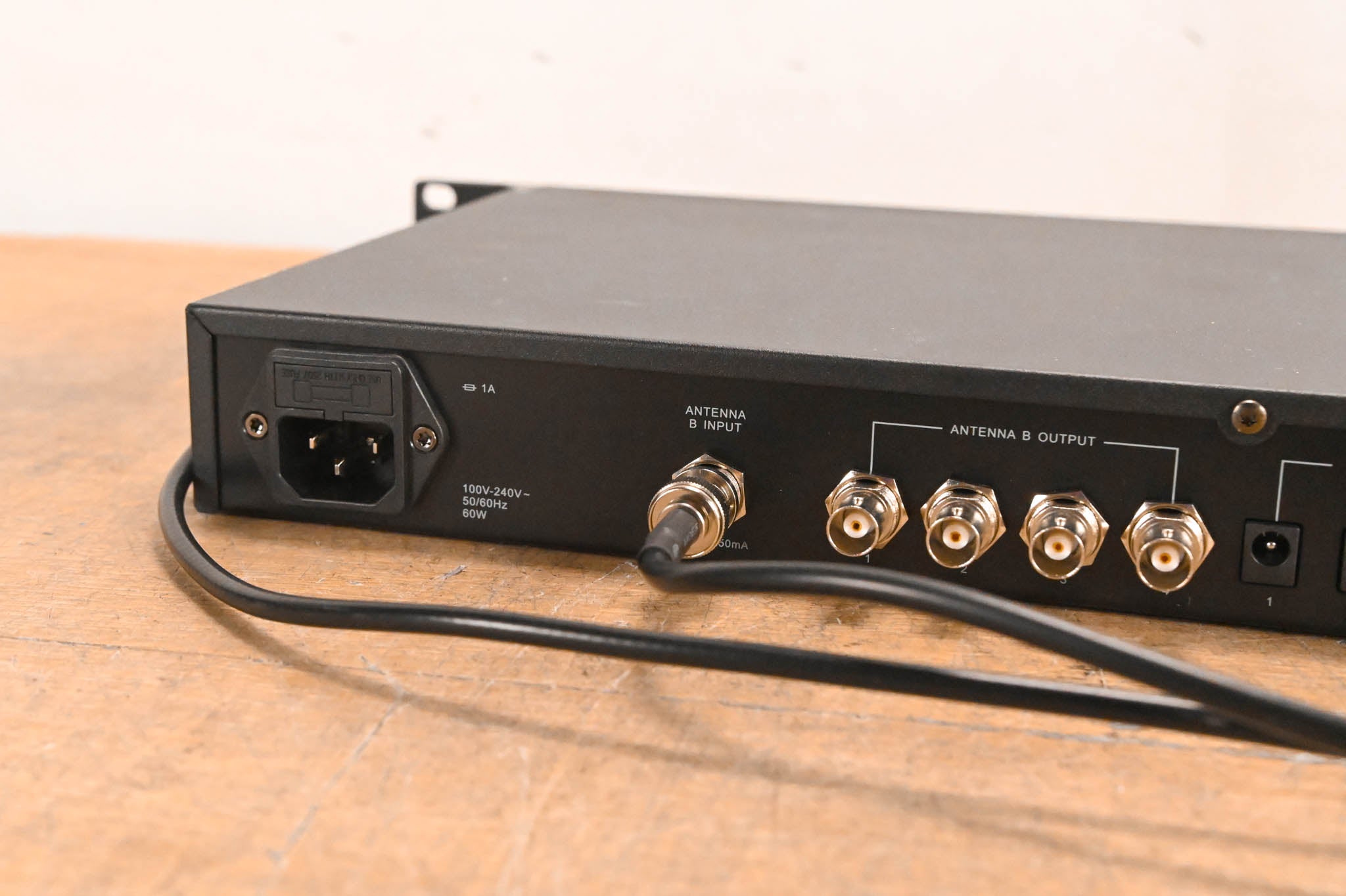 Audix ADS48 UHF Antenna Distribution System
