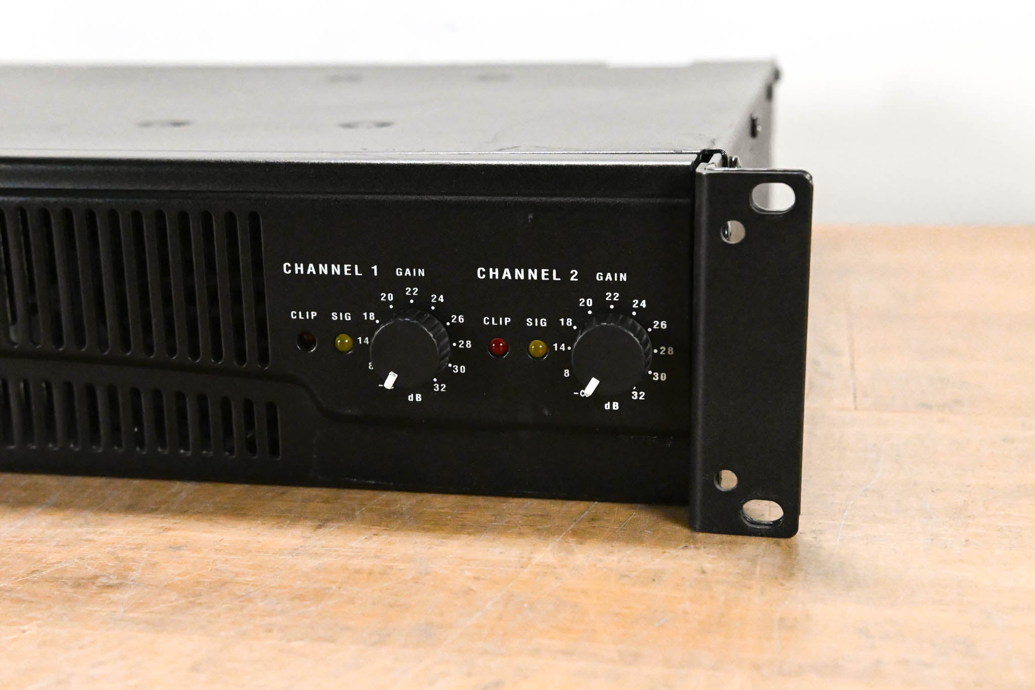 QSC RMX1450 2-Channel Power Amplifier
