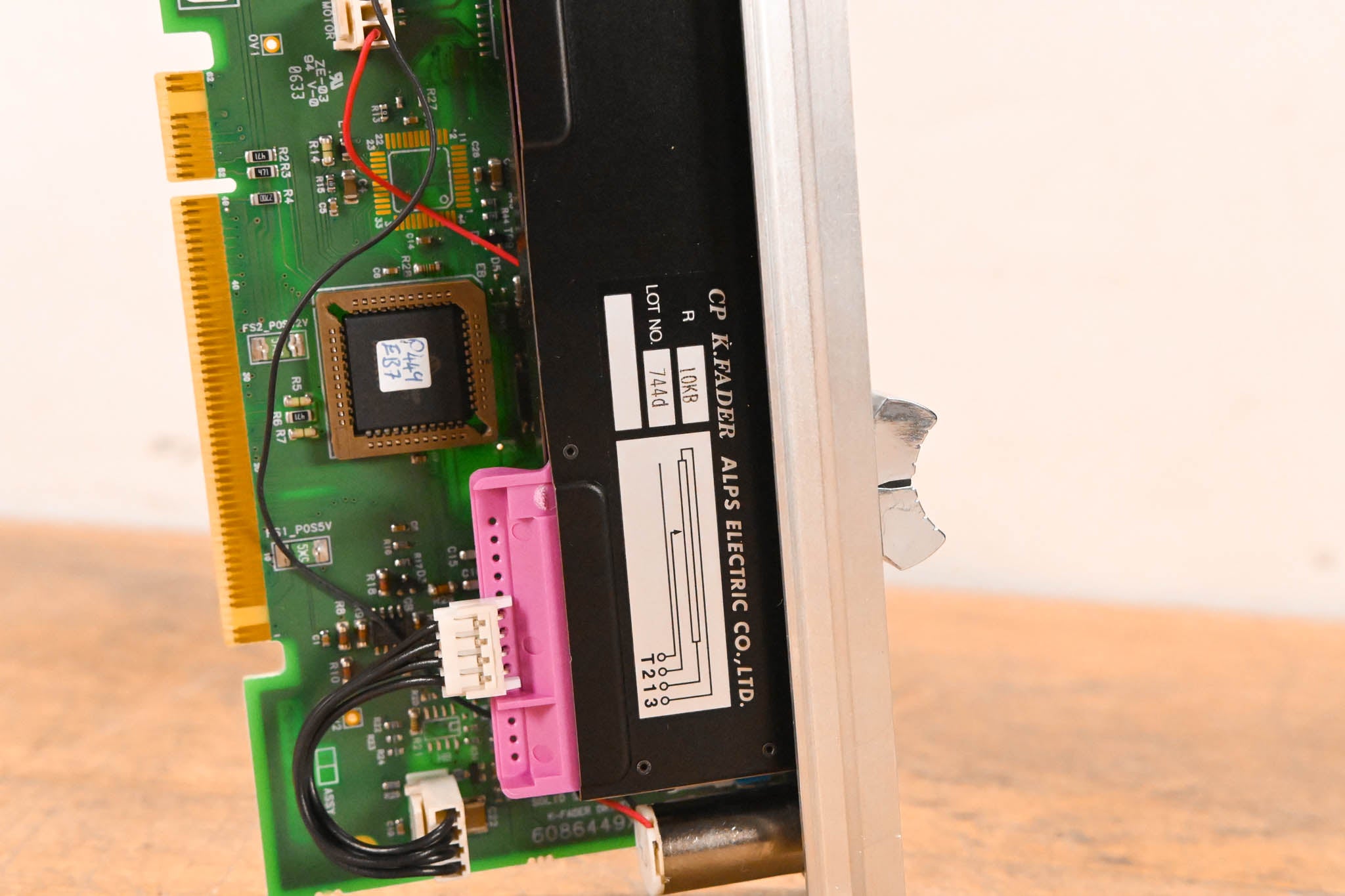 Solid State Logic C300 HD Motorized Fader Module – ALPS K-Fader Assembly