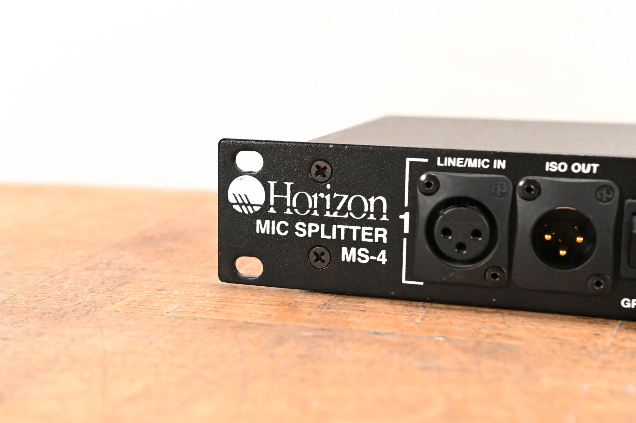 Horizon MS-4 4-Channel Rackmount Mic Splitter