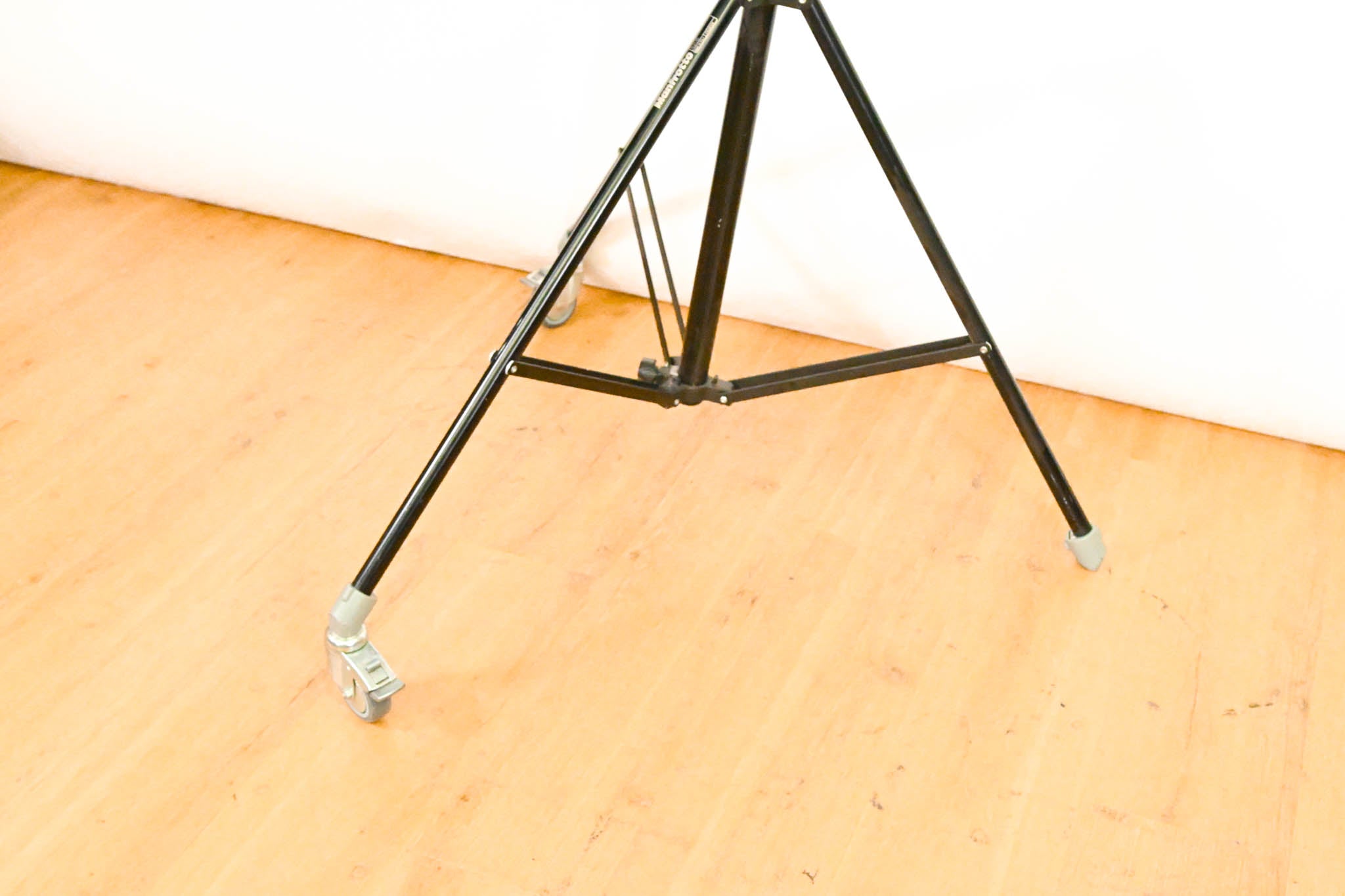 Manfrotto 420B Combi Boom Stand