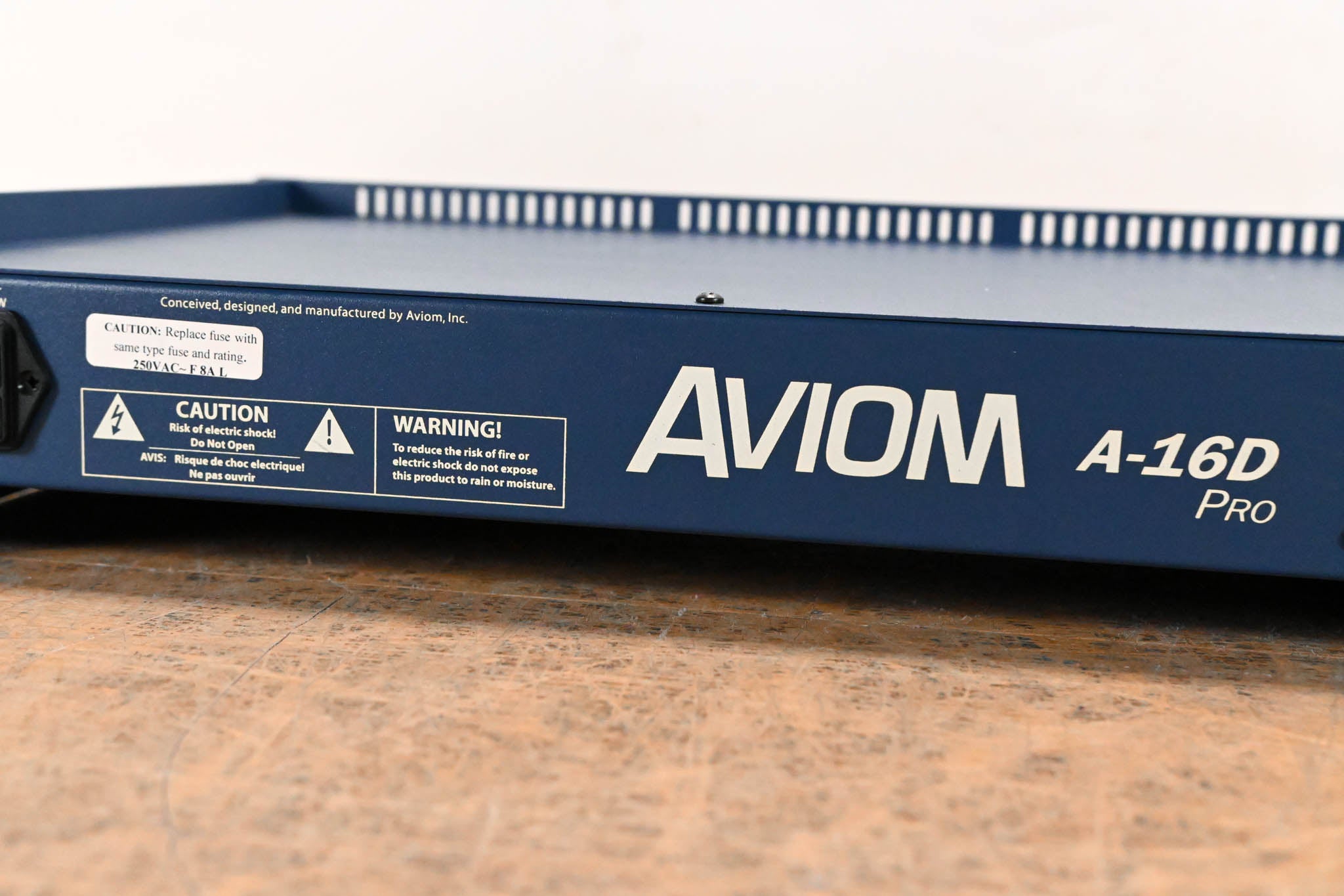Aviom A-16D Pro A-Net Distributor