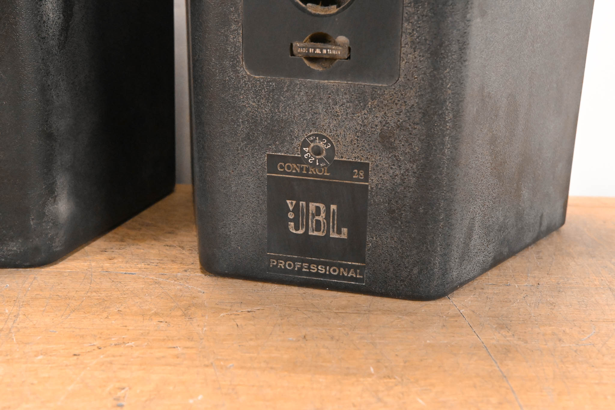 JBL Control 28 2-Way 8" Indoor/Outdoor Speaker (PAIR)