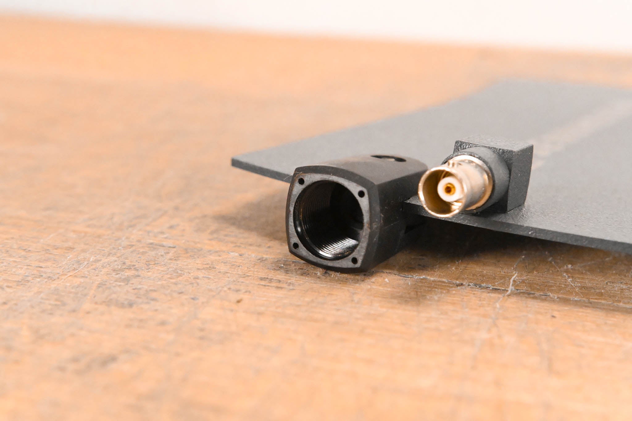 Sennheiser A 1031-U Omnidirectional UHF Antenna