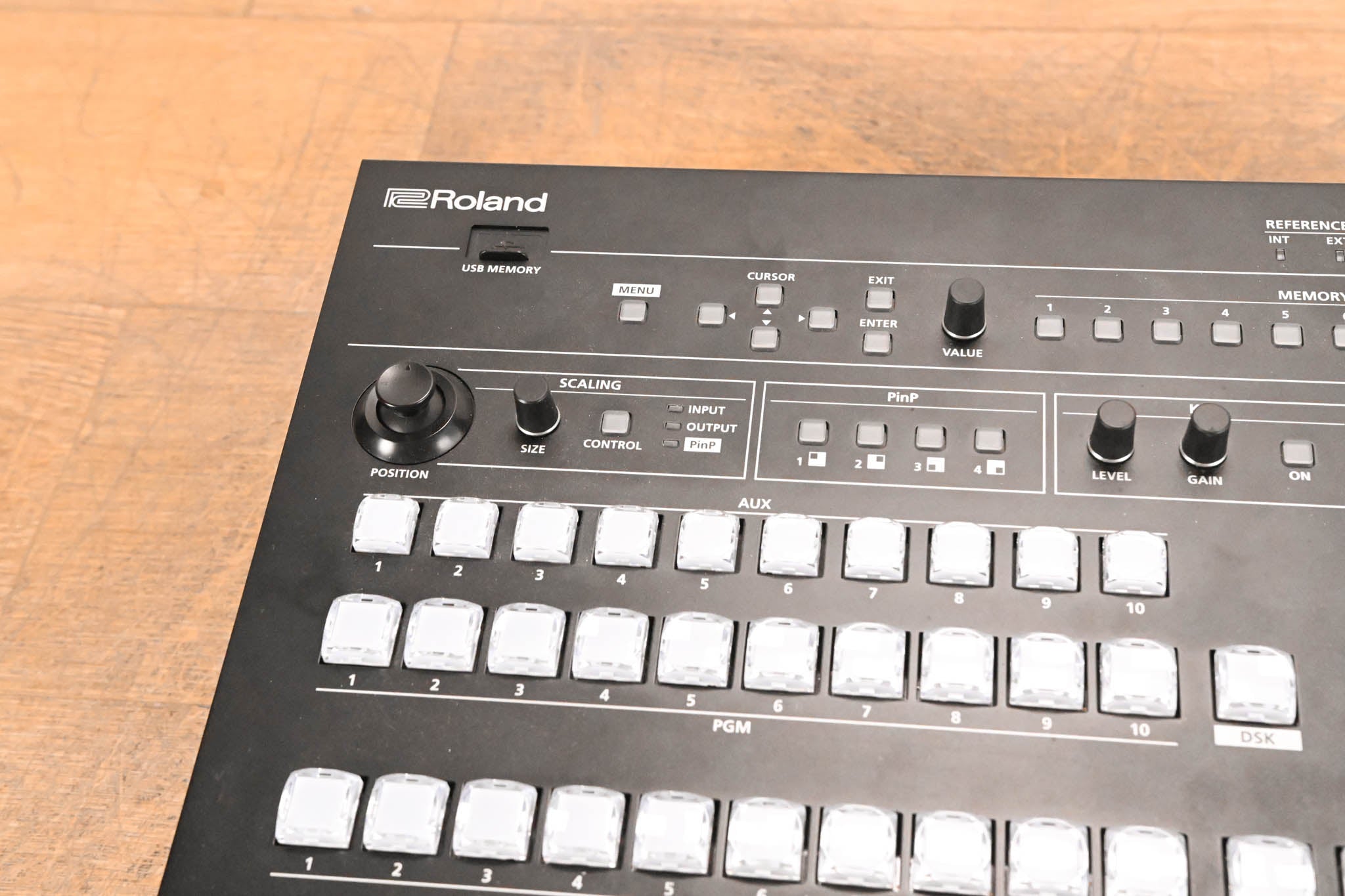 Roland V-800HD MkII Multi-Format Video Switcher