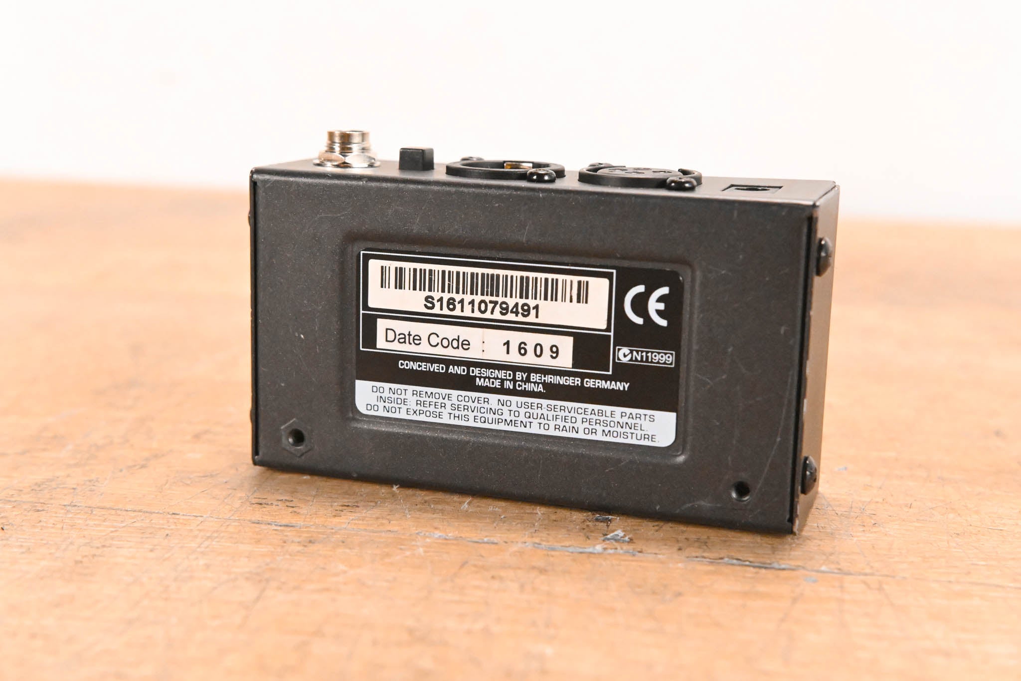 Behringer MicroMON MA400 Monitor Headphone Amplifier (NO POWER SUPPLY)