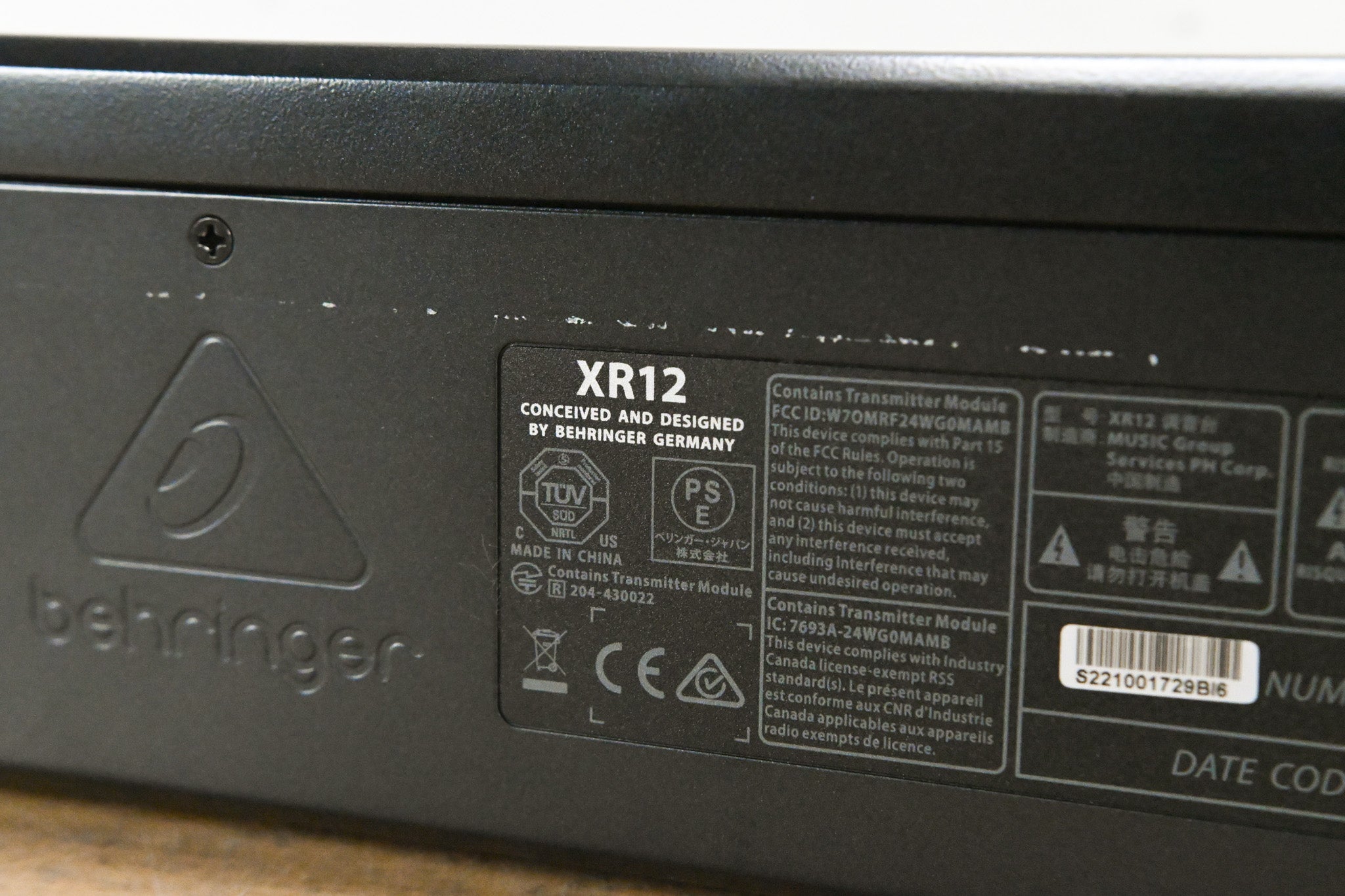 Behringer X Air XR12 12-Input Tablet-Controlled Digital Mixer