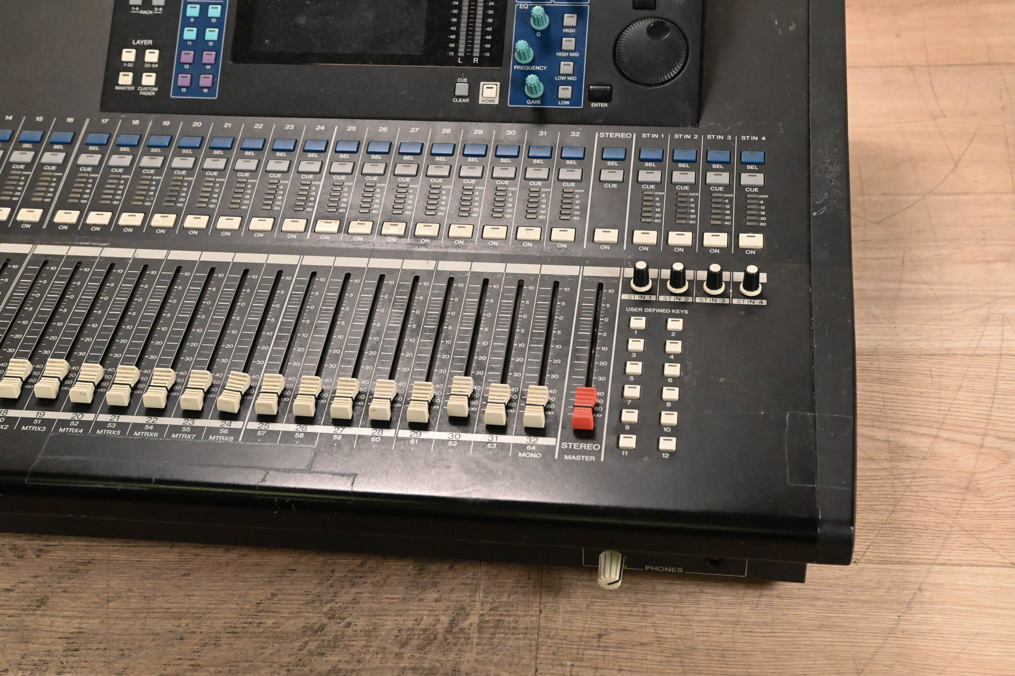 Yamaha LS9 デジタルミキシングコンソール Amazon | ヤマハ デジタルミキシングコンソール(音響卓) LS9-16