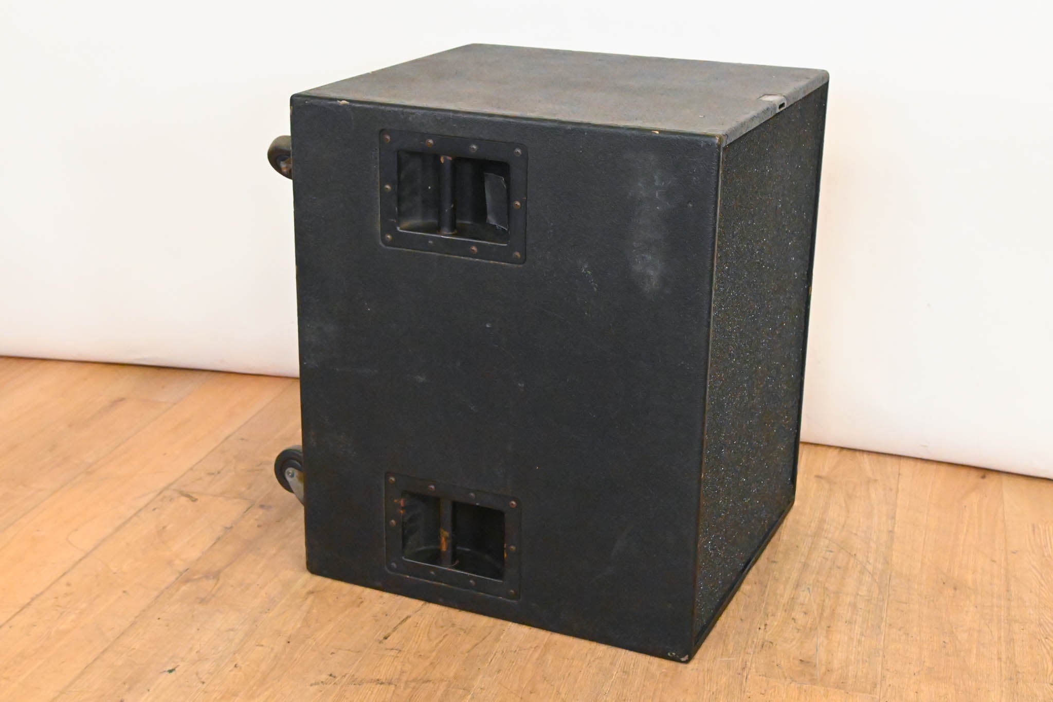 d&b audiotechnik C7-SUB Passive Subwoofer