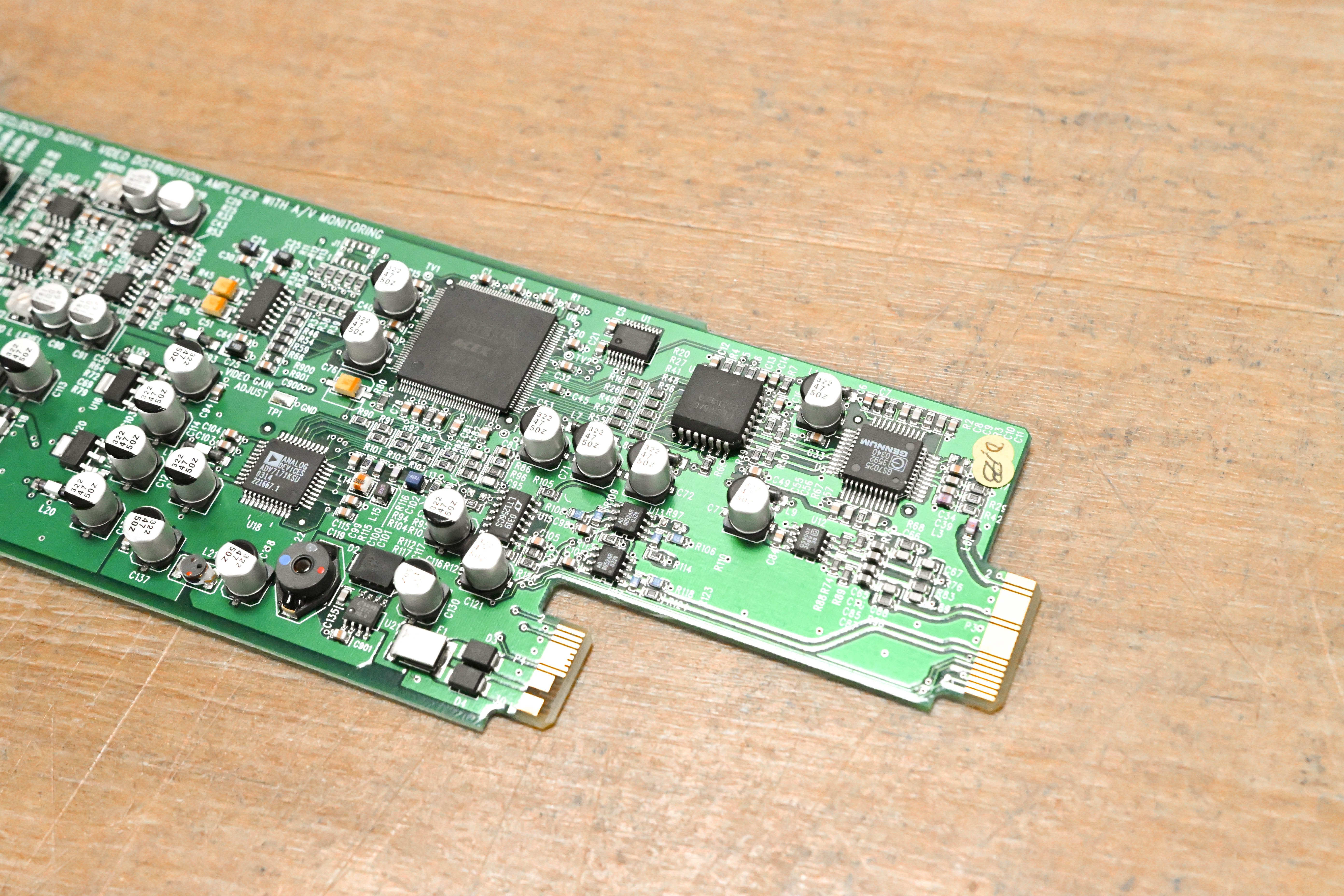 Miranda SDA-1161 Reclocked SDI Distribution Amplifier Module