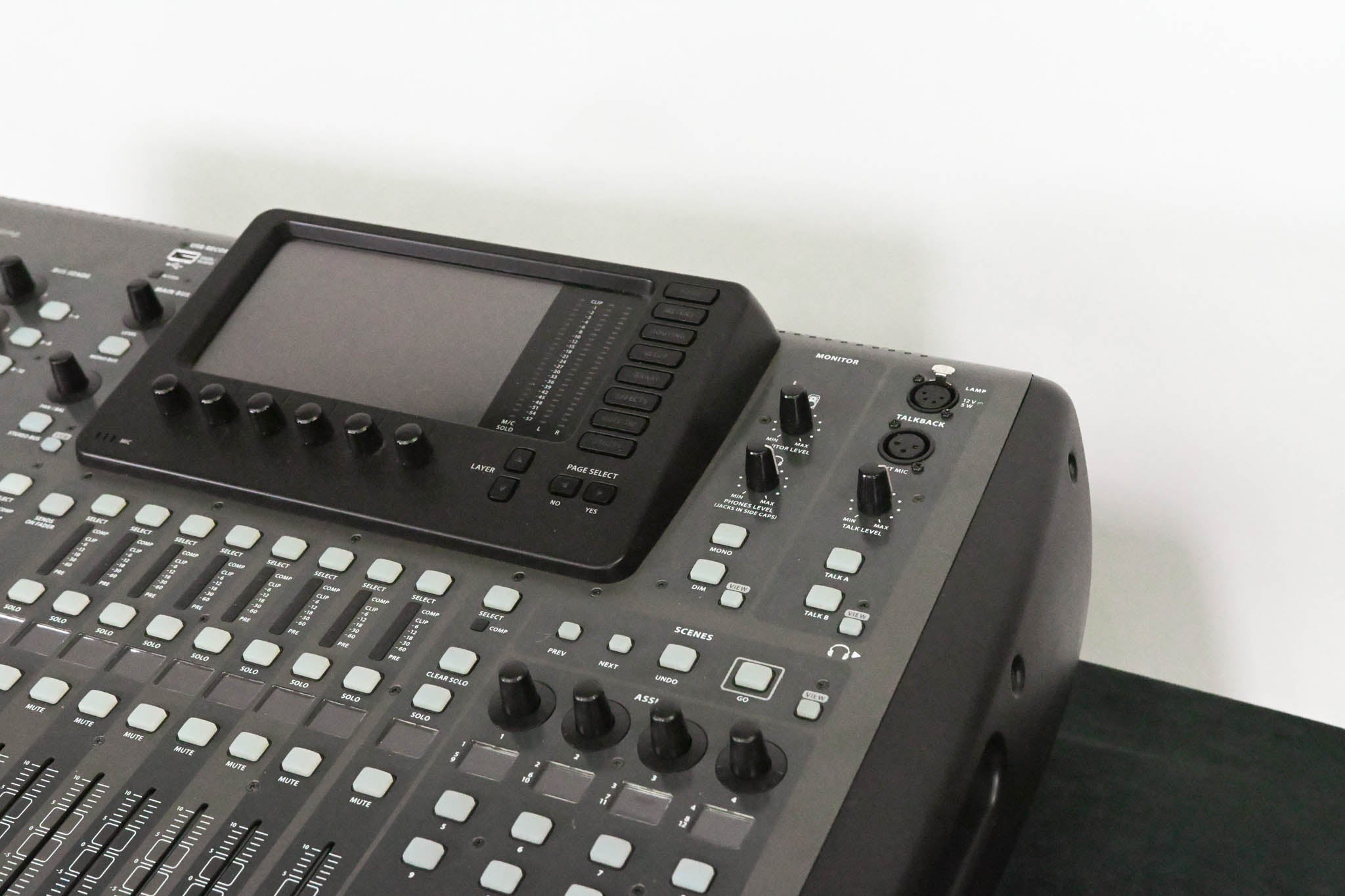 Behringer X32 40-Channel Digital Mixing Console