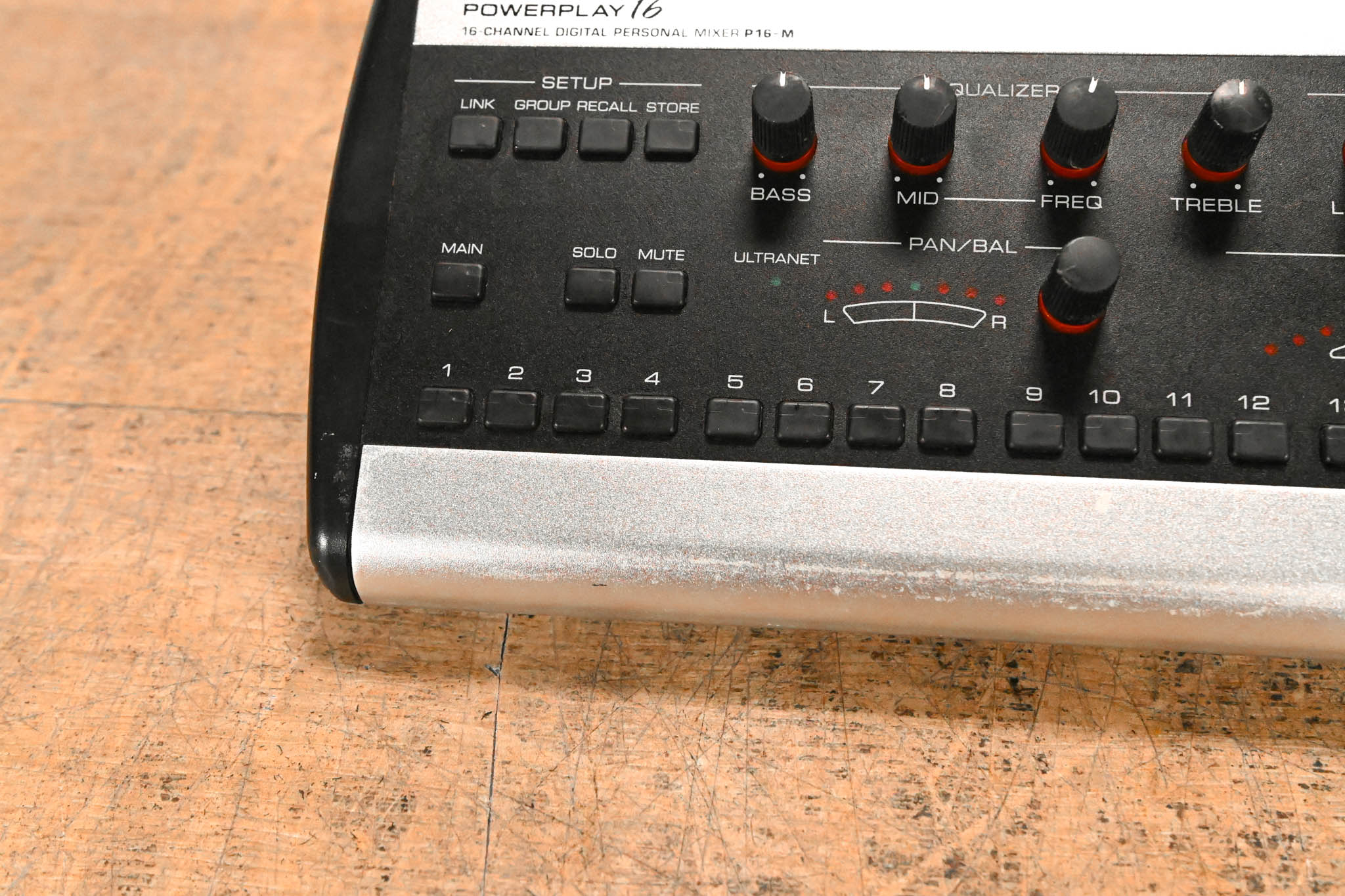 Behringer Powerplay P16-M 16-Channel Digital Personal Mixer