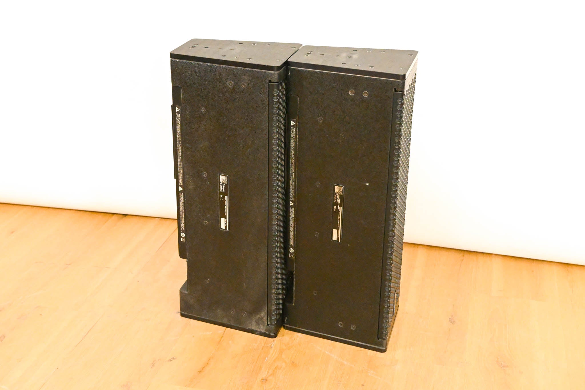 Meyer Sound M1D Ultra-Compact Curvilinear Array Loudspeaker (PAIR)