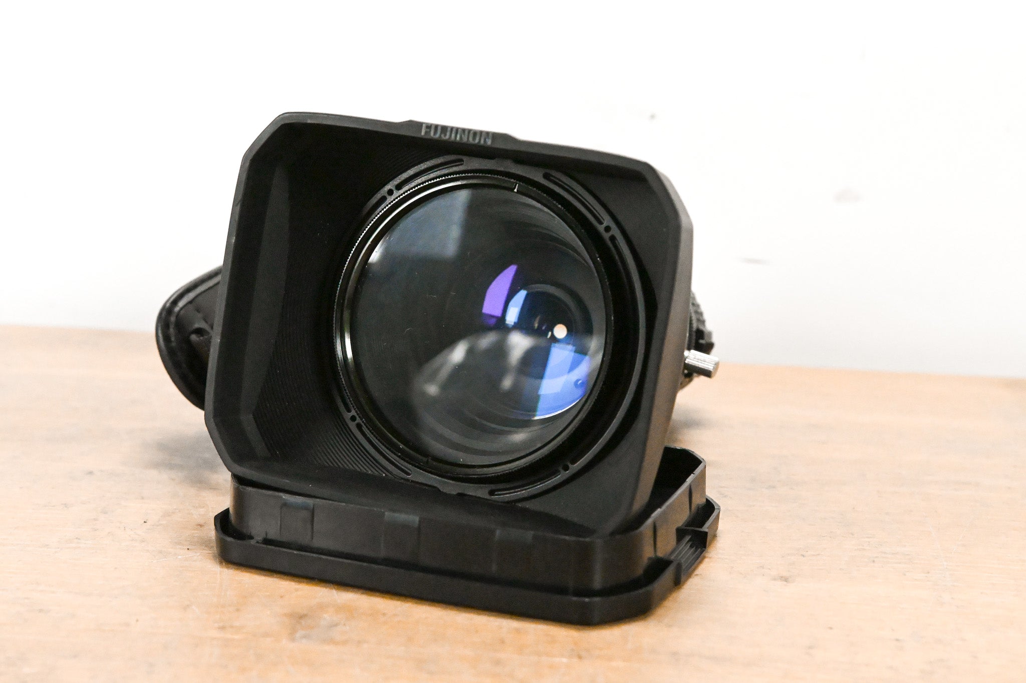 Fujinon Th16x5.5BRMU 1/3" Broadcast Zoom Lens - 1:1.4/5.5-88mm