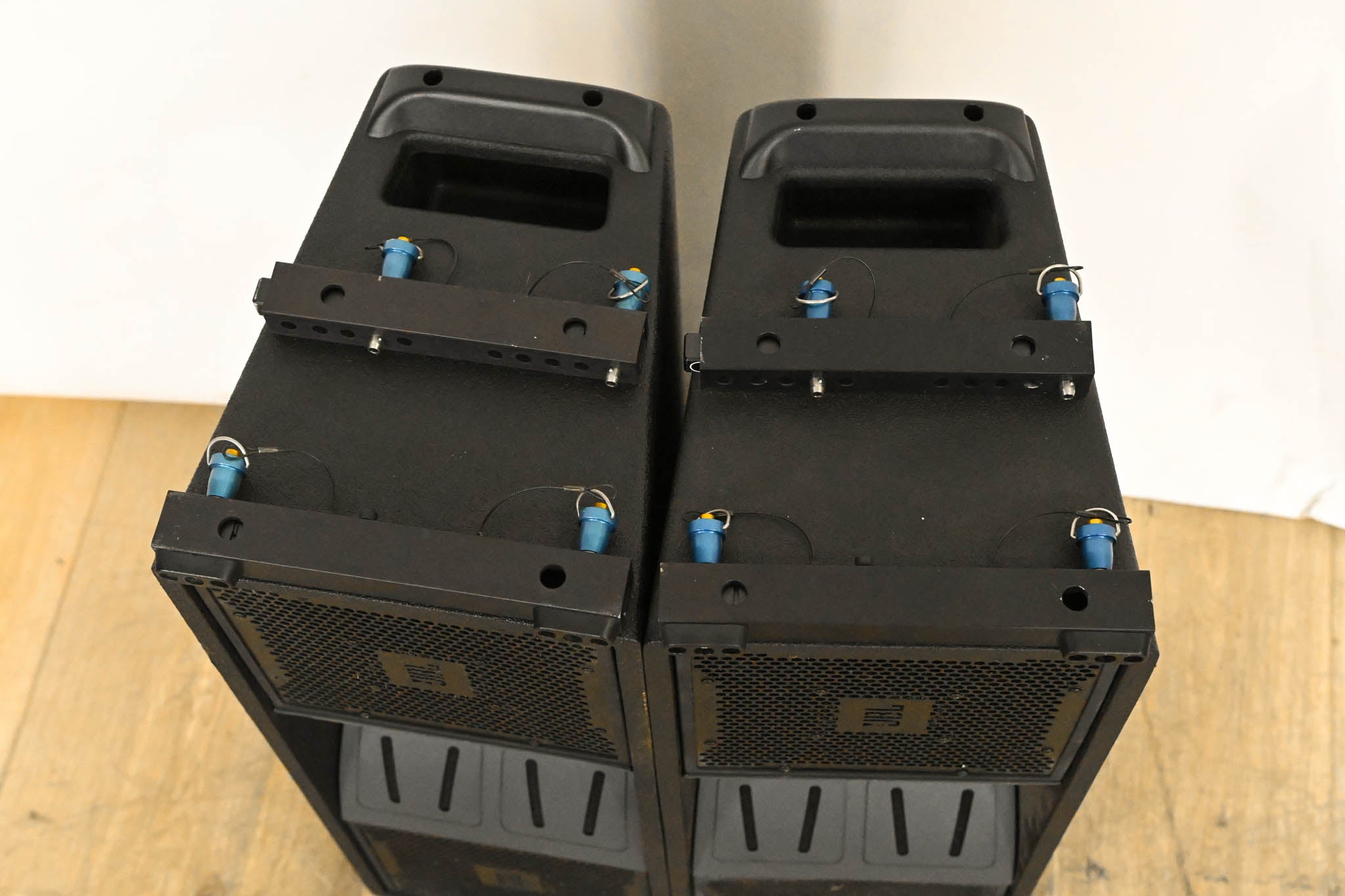 JBL VT4886 Dual 6.5" Passive Compact Line Array Loudspeakers (PAIR)