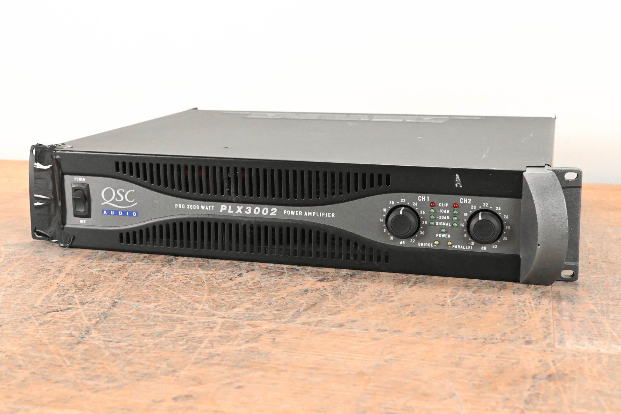 QSC PLX3002 2-Channel Power Amplifier