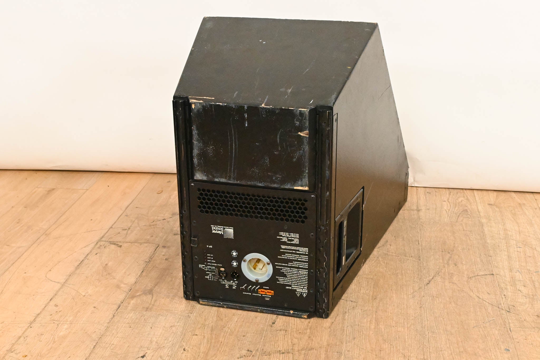 Meyer Sound DF-4 Medium-Throw Down Fill Self-Powered Loudspeaker