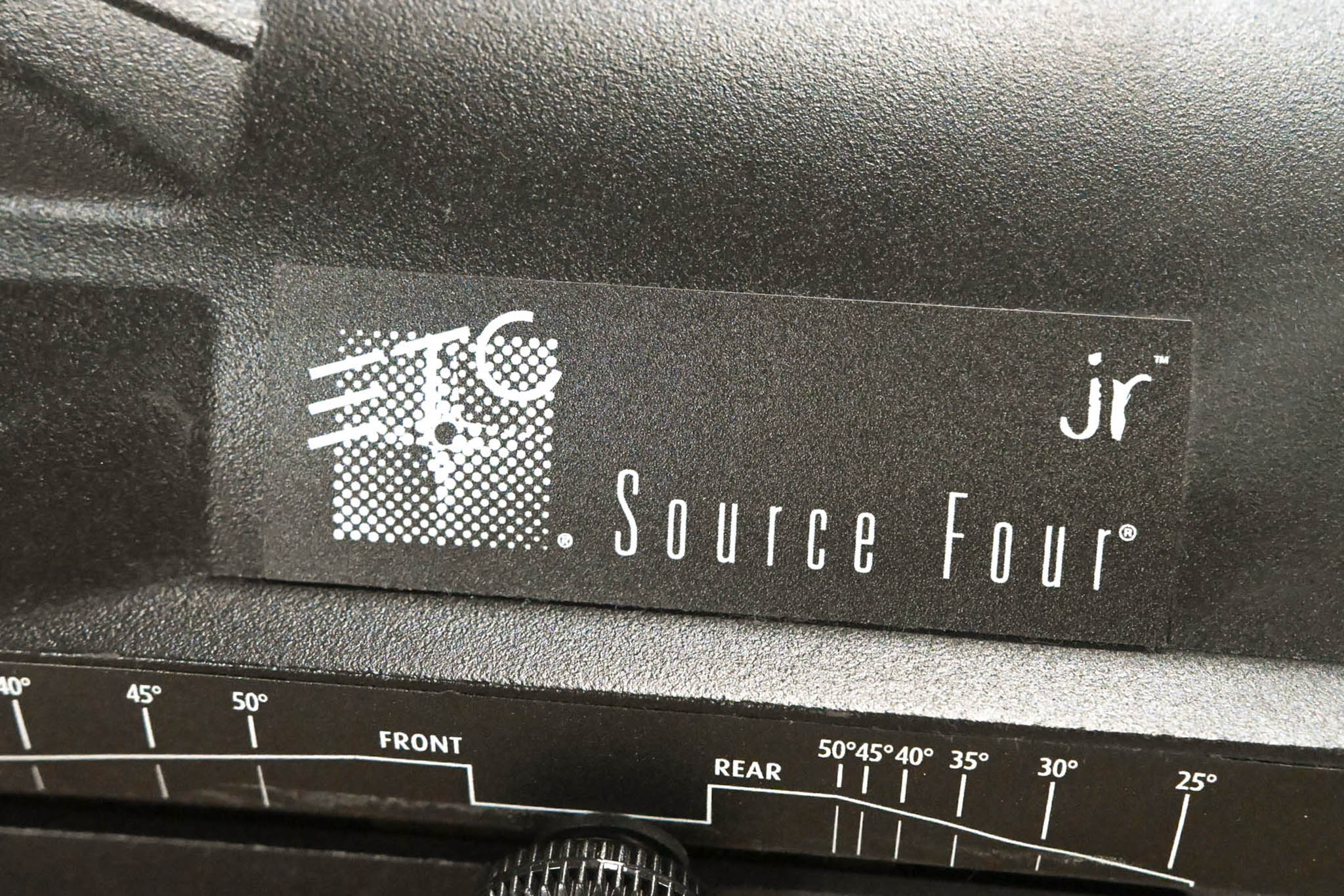 ETC Source Four Jr 25-50 Degree Zoom 750 Ellipsoidal Light