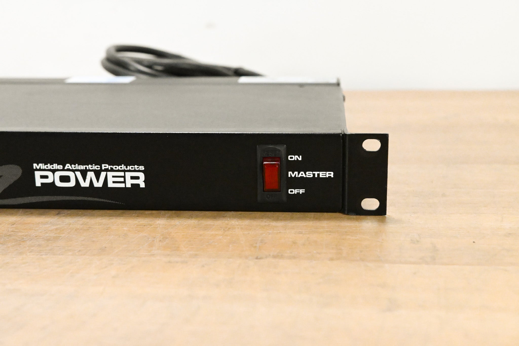 Middle Atlantic PD-915R 9-Outlet Rackmount Power Distribution Unit