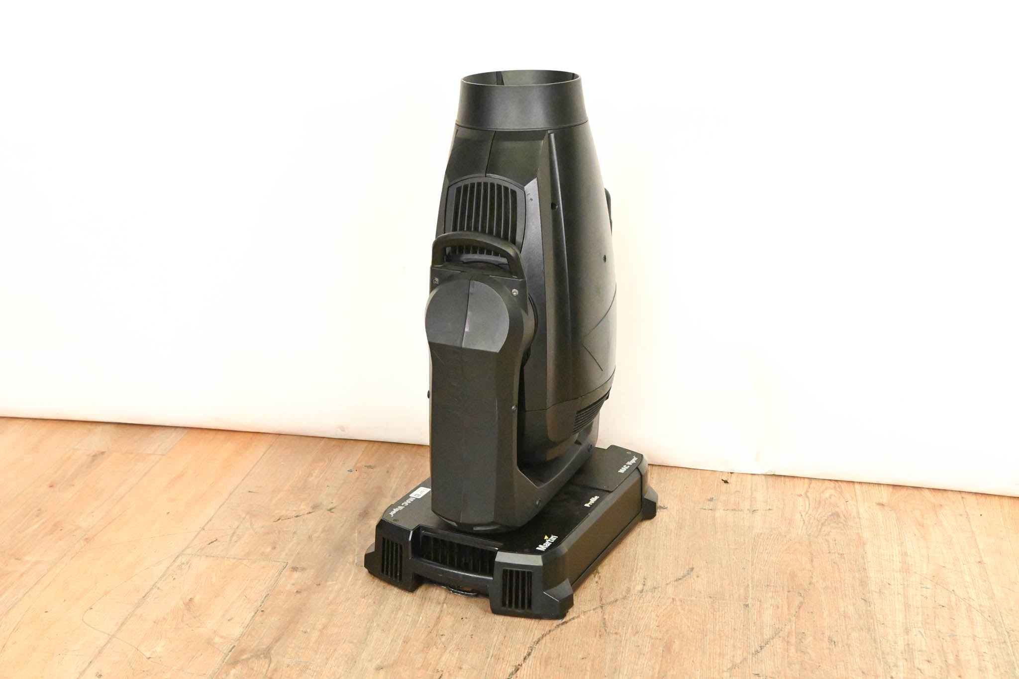 Martin MAC Viper Profile High Output Discharge-Based Moving Light