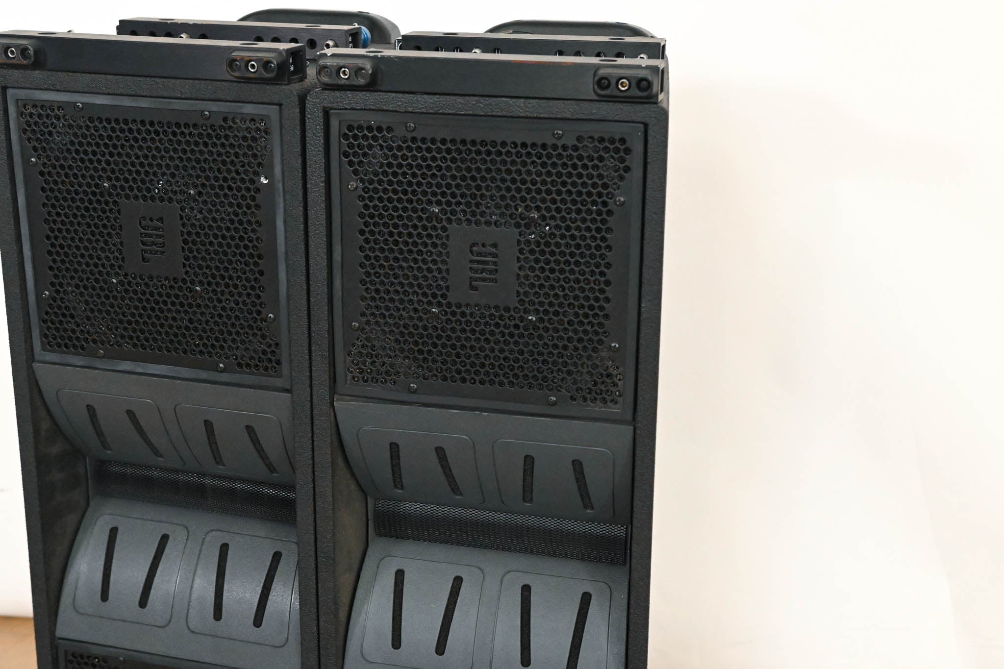 JBL VT4886 Dual 6.5" Passive Compact Line Array Loudspeakers (PAIR)